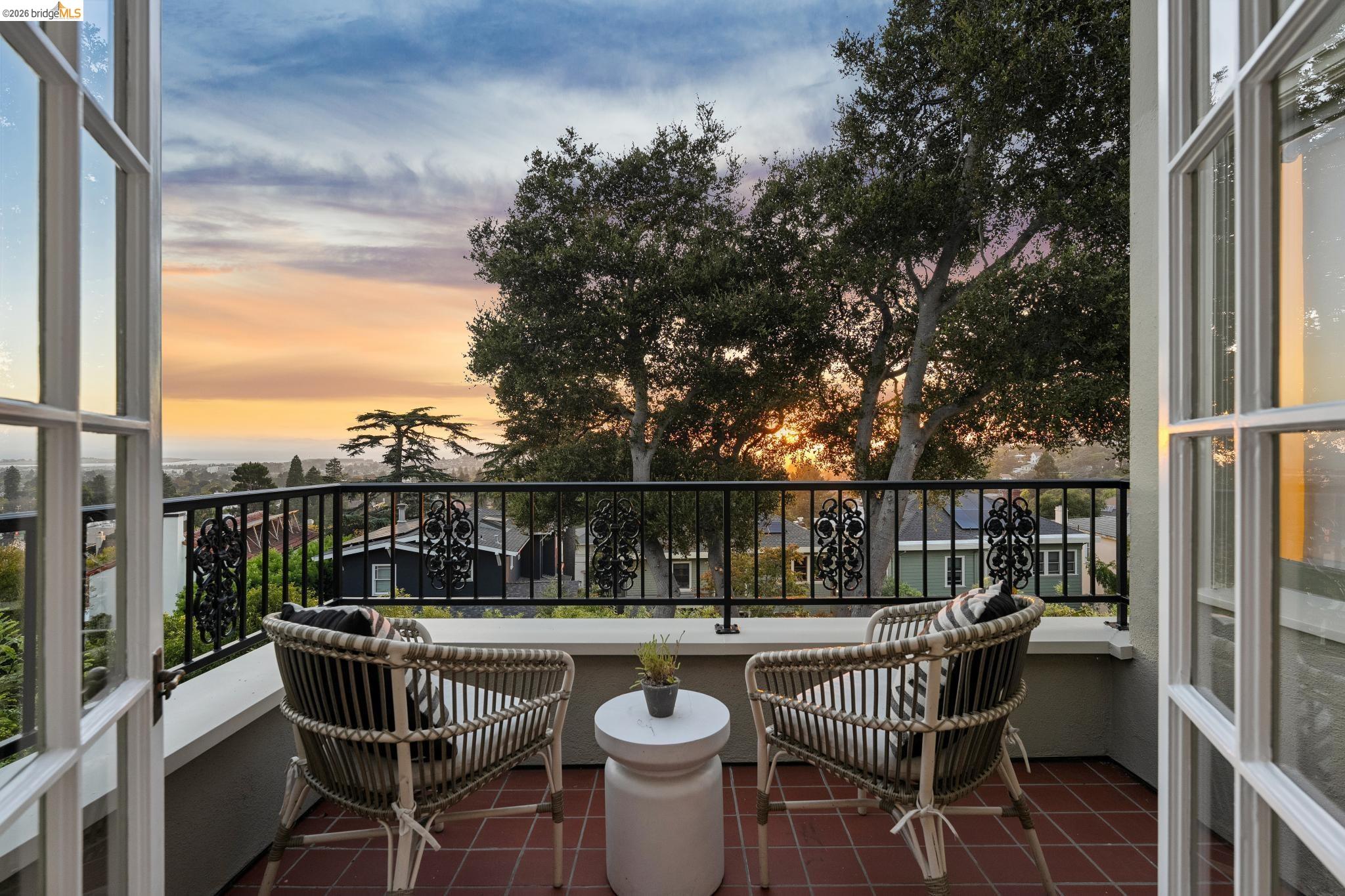 822 Mendocino Ave