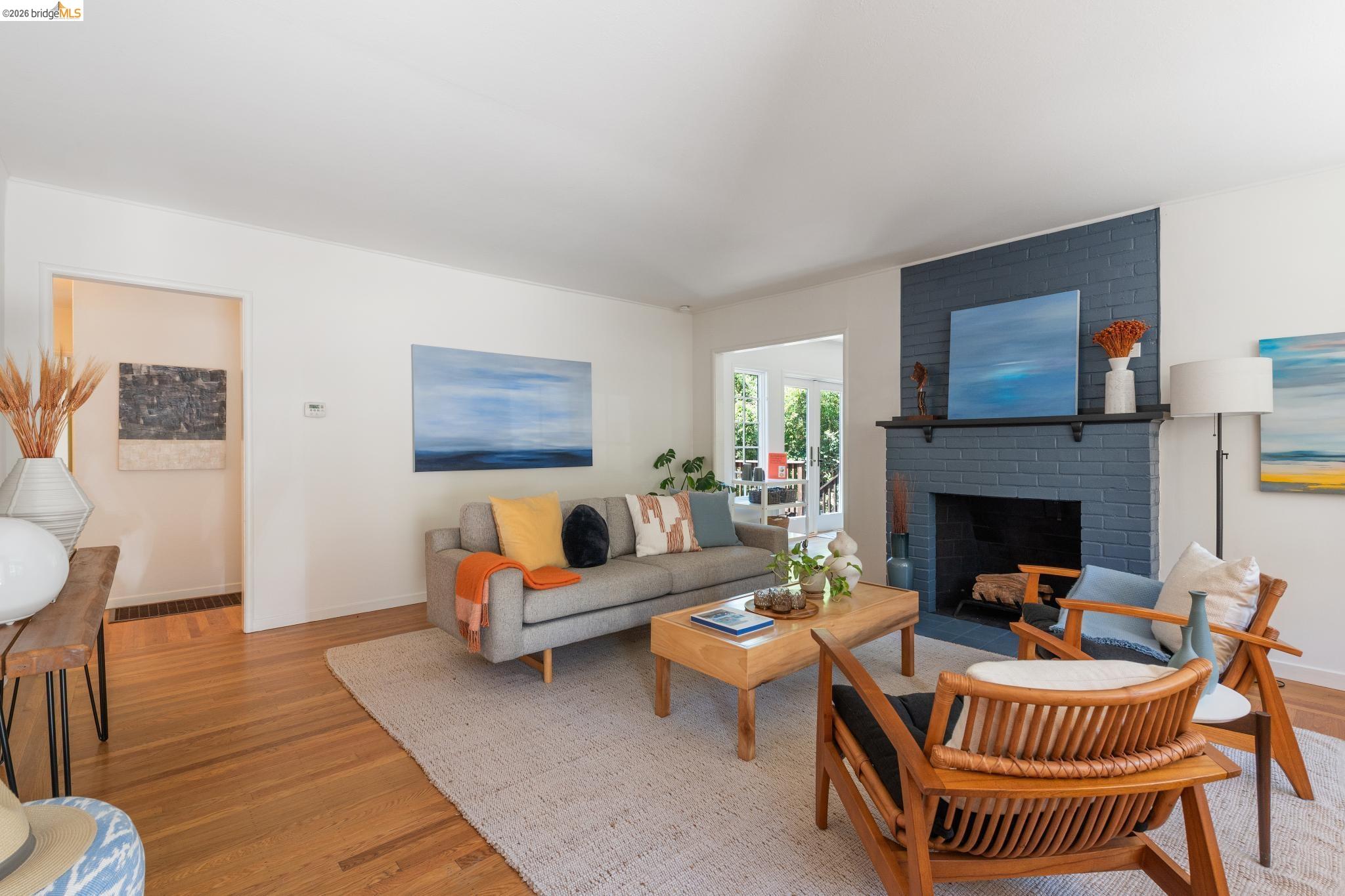 200 Fairlawn Dr