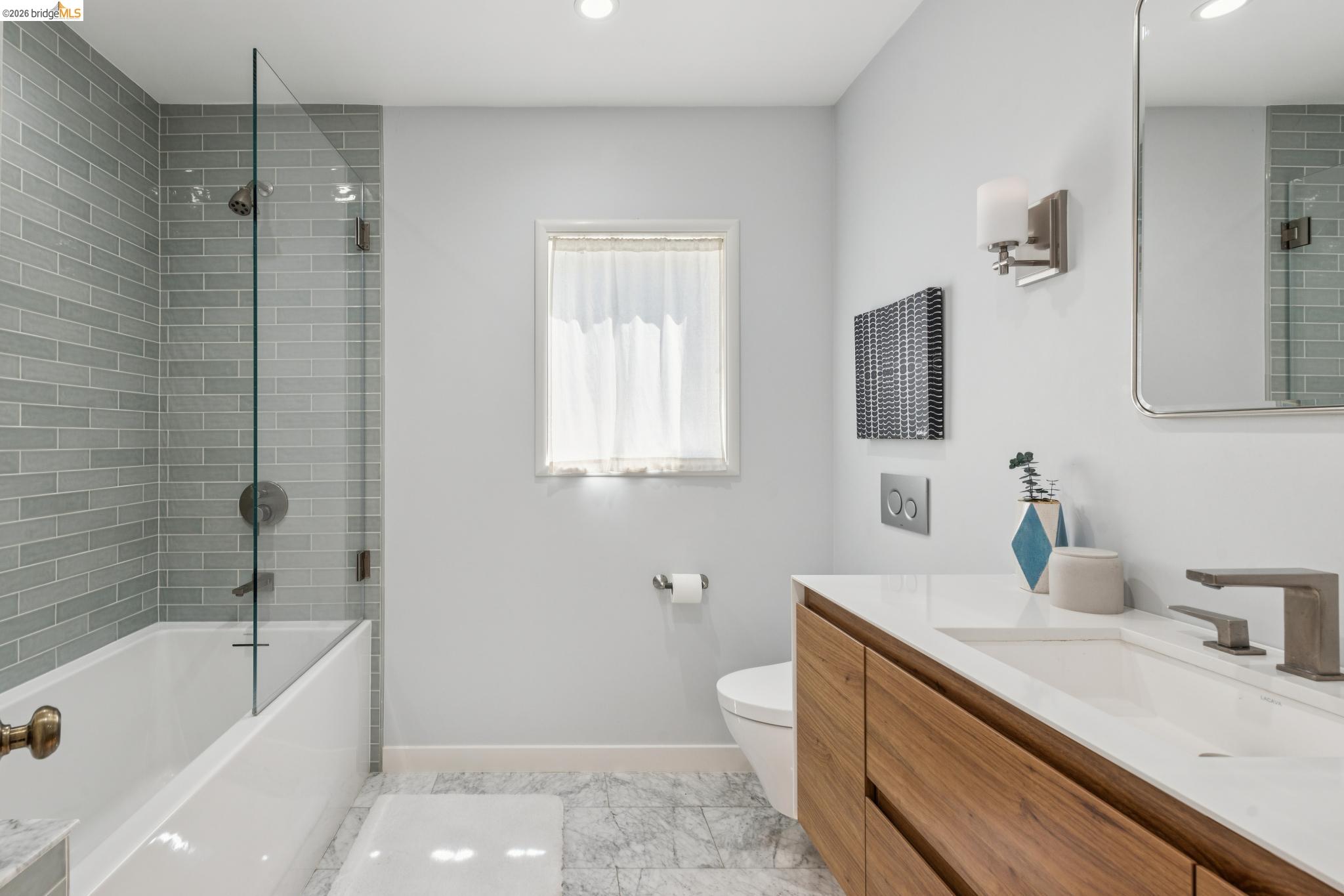 200 Fairlawn Dr