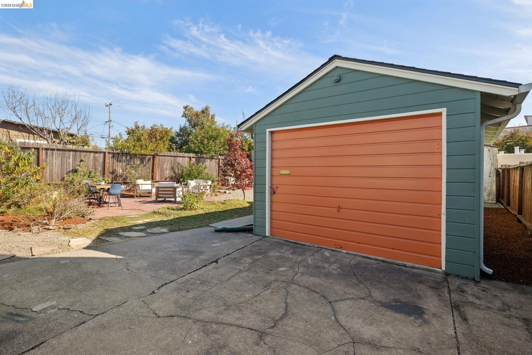 3518 Nevin Ave