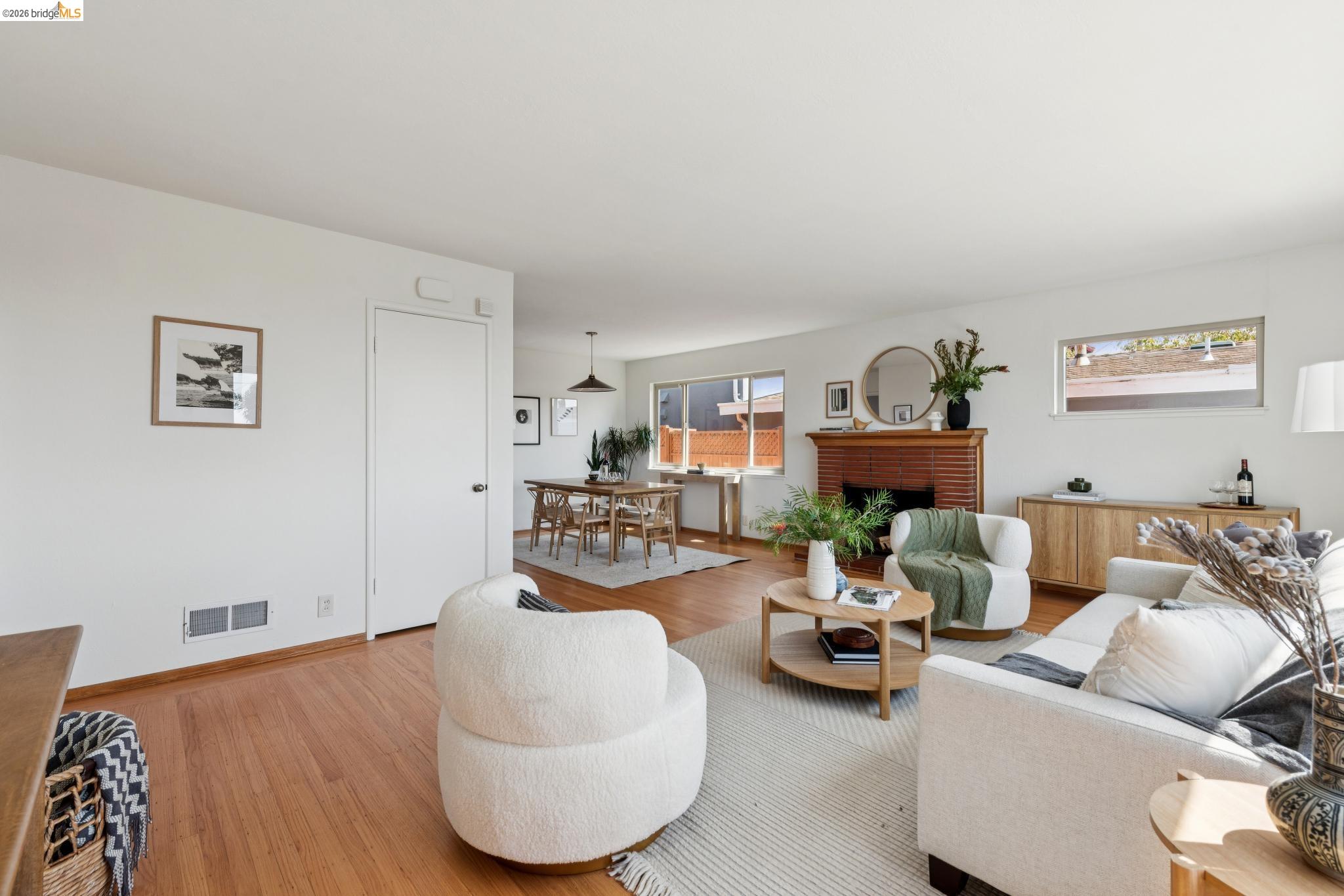 6265 Highland Ave