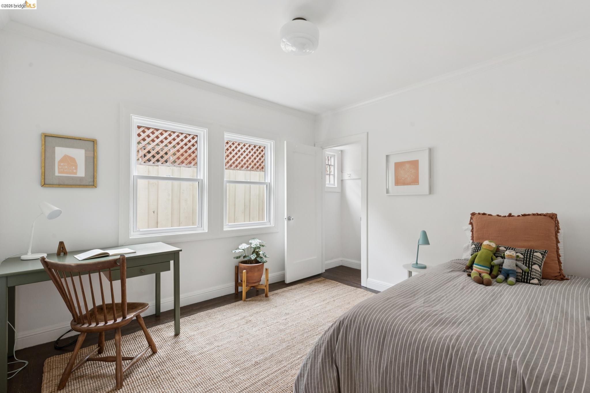 5366 Walnut