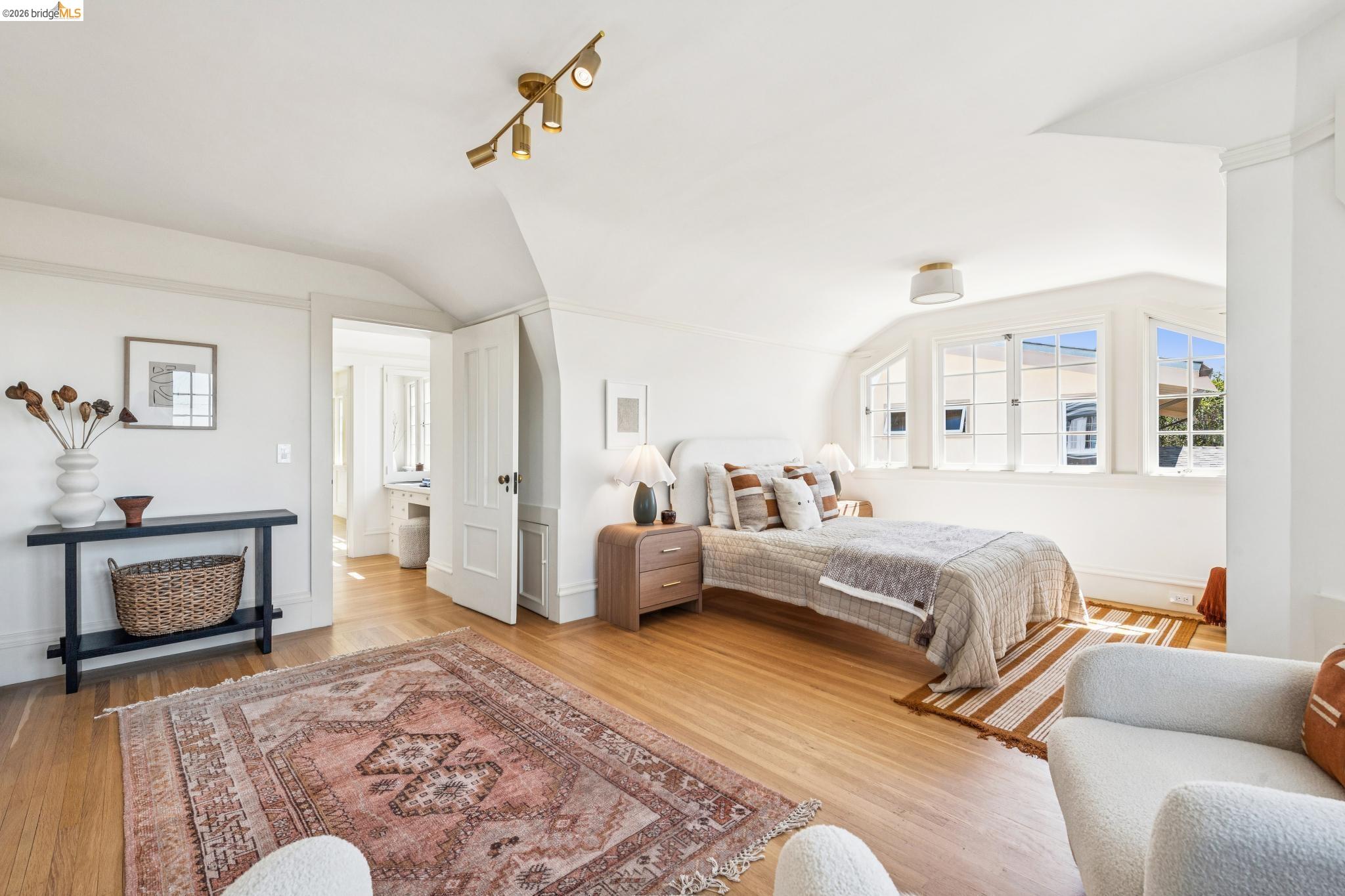 865 Contra Costa Ave