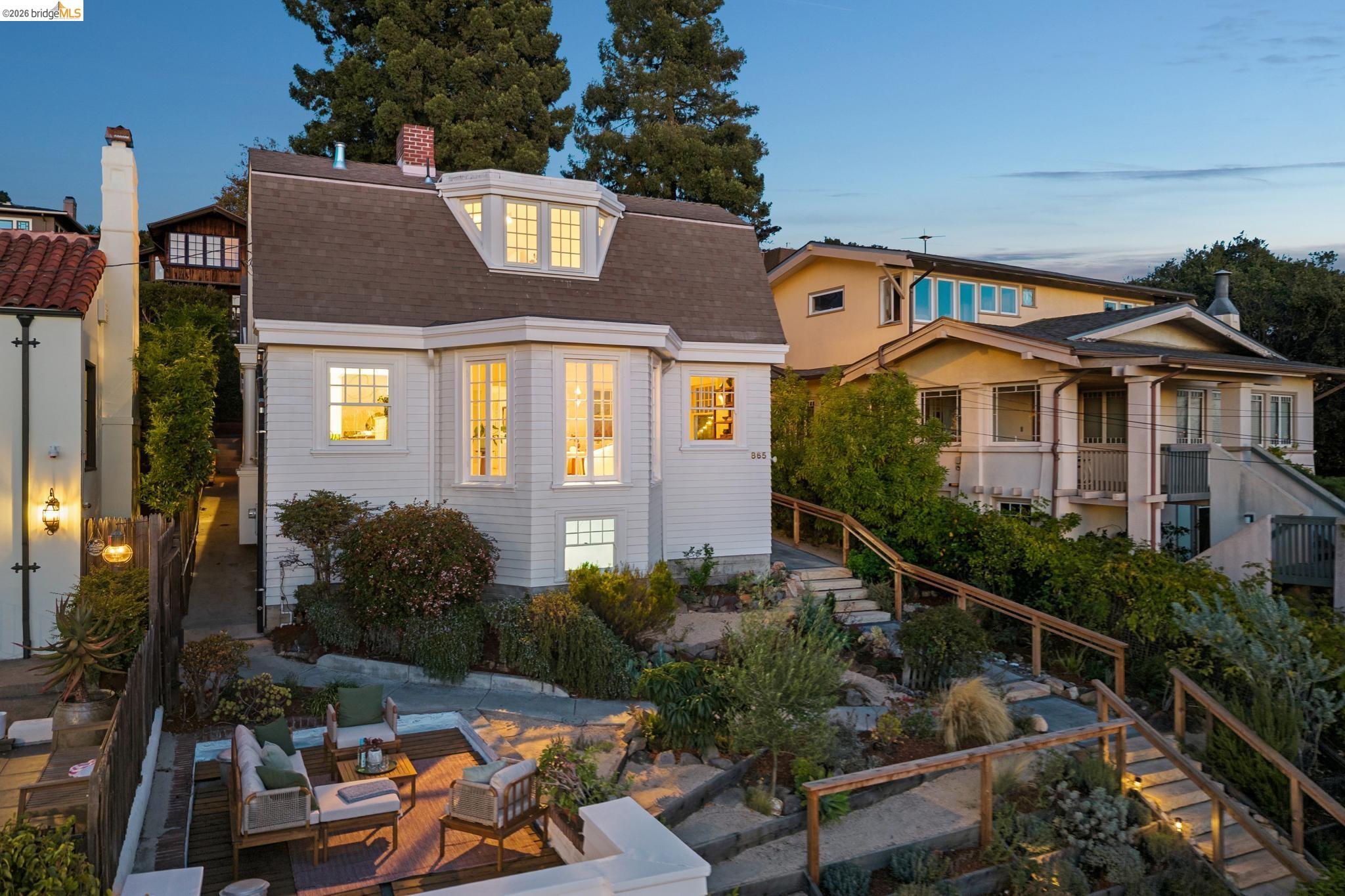 865 Contra Costa Ave