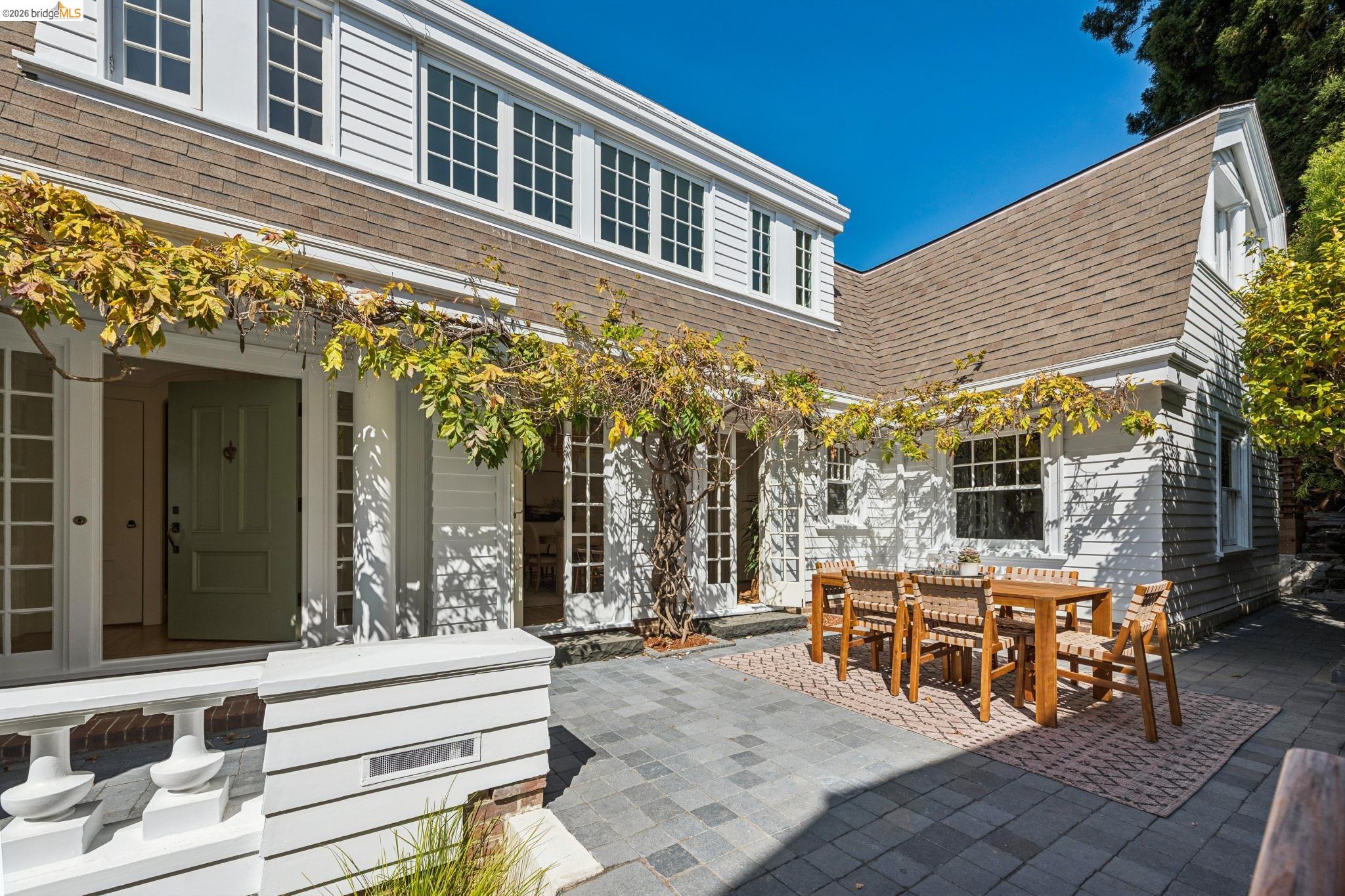 865 Contra Costa Ave