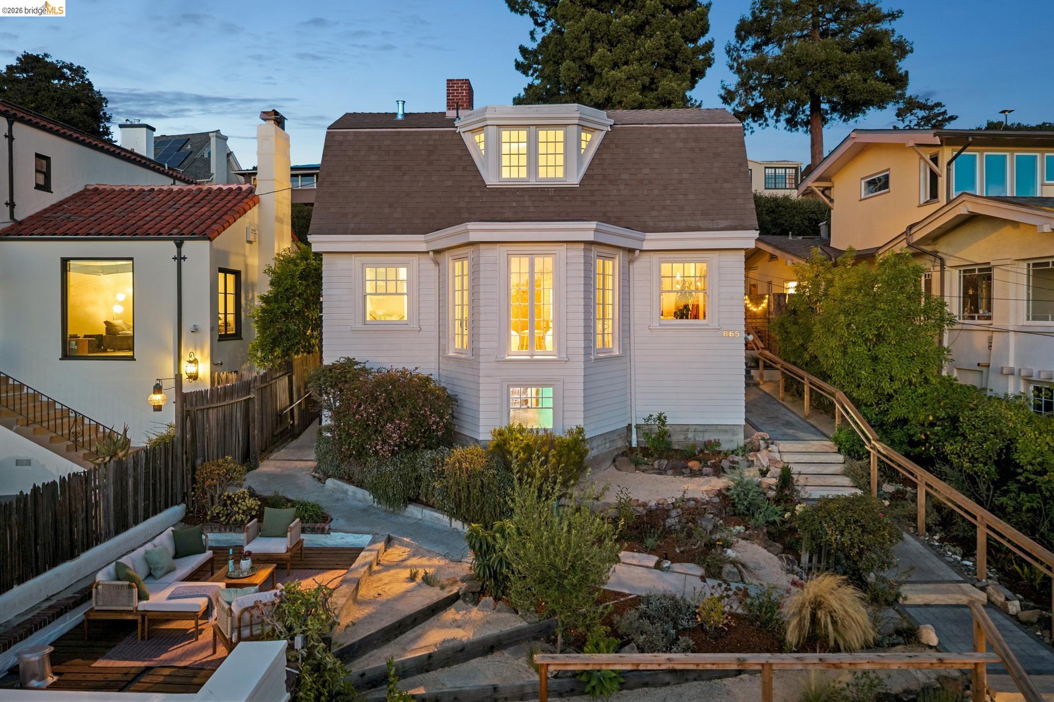 865 Contra Costa Ave