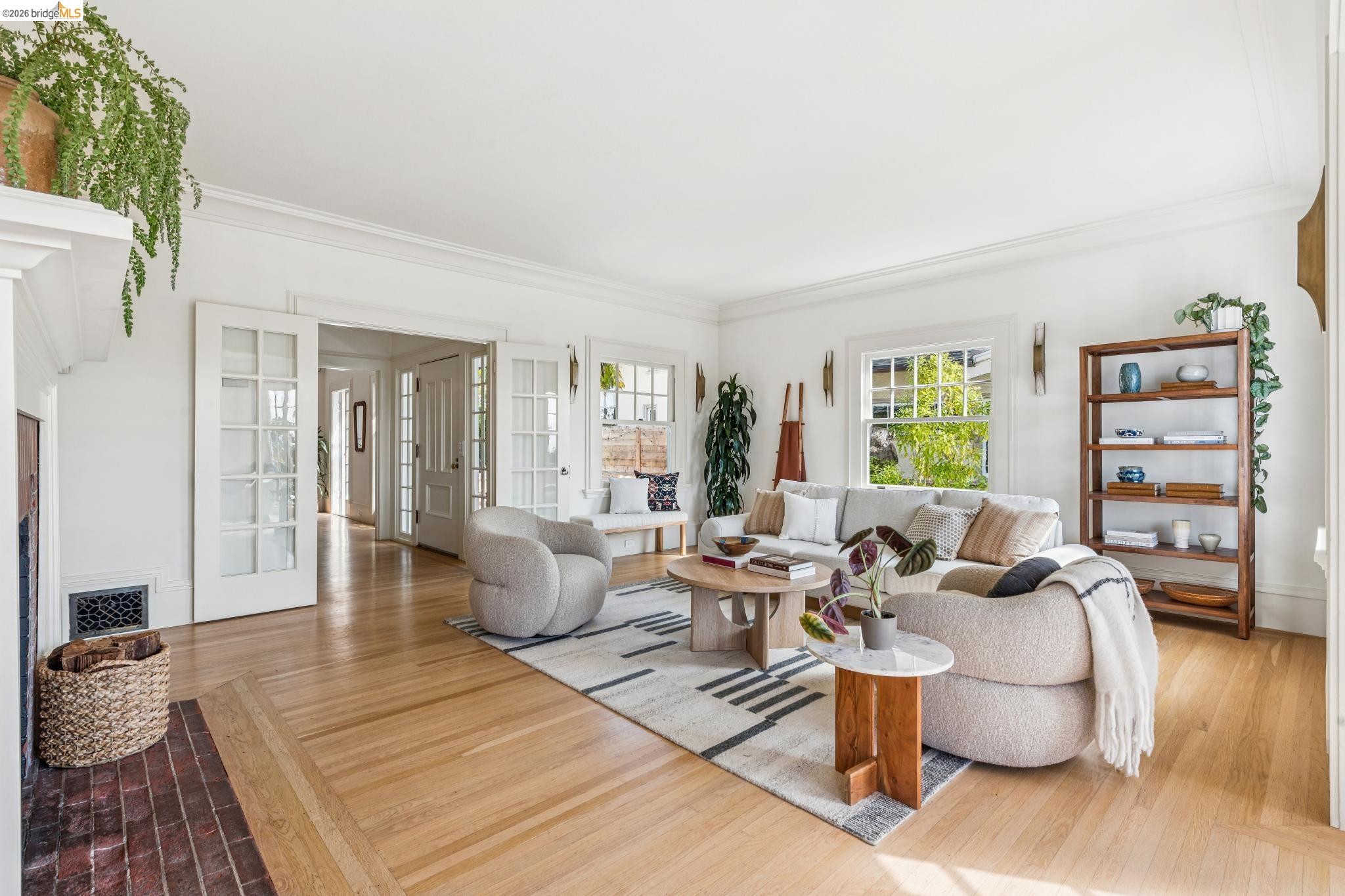 865 Contra Costa Ave
