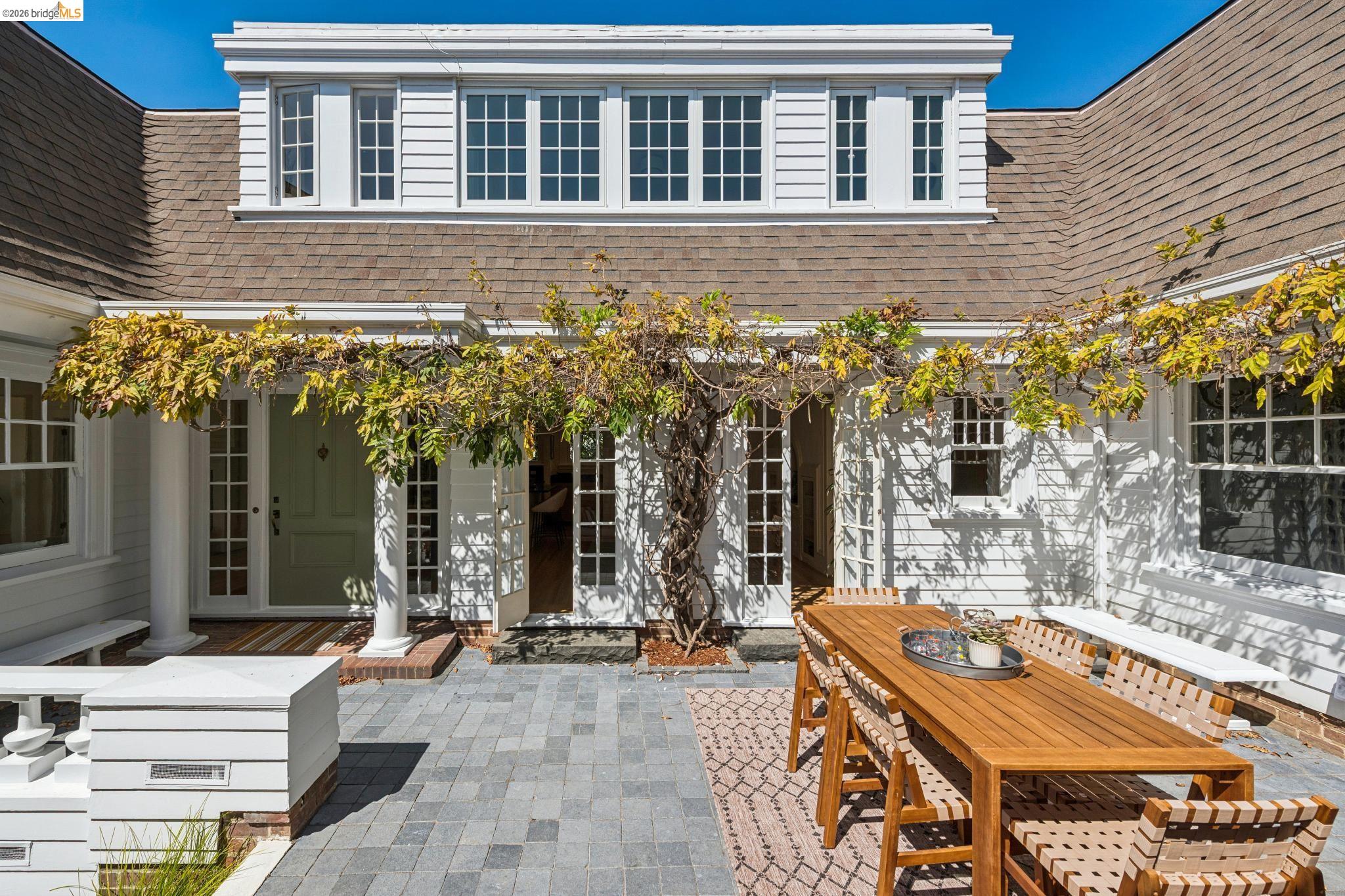 865 Contra Costa Ave