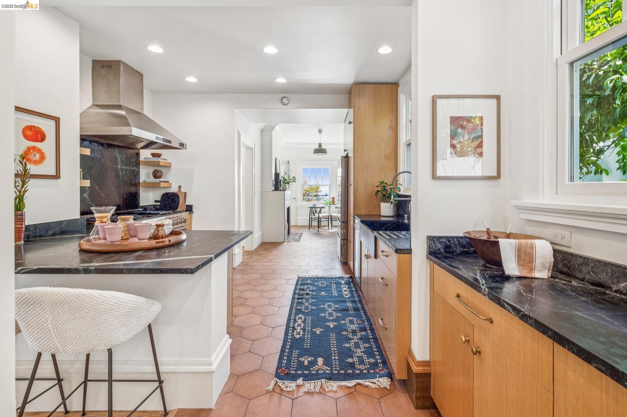865 Contra Costa Ave