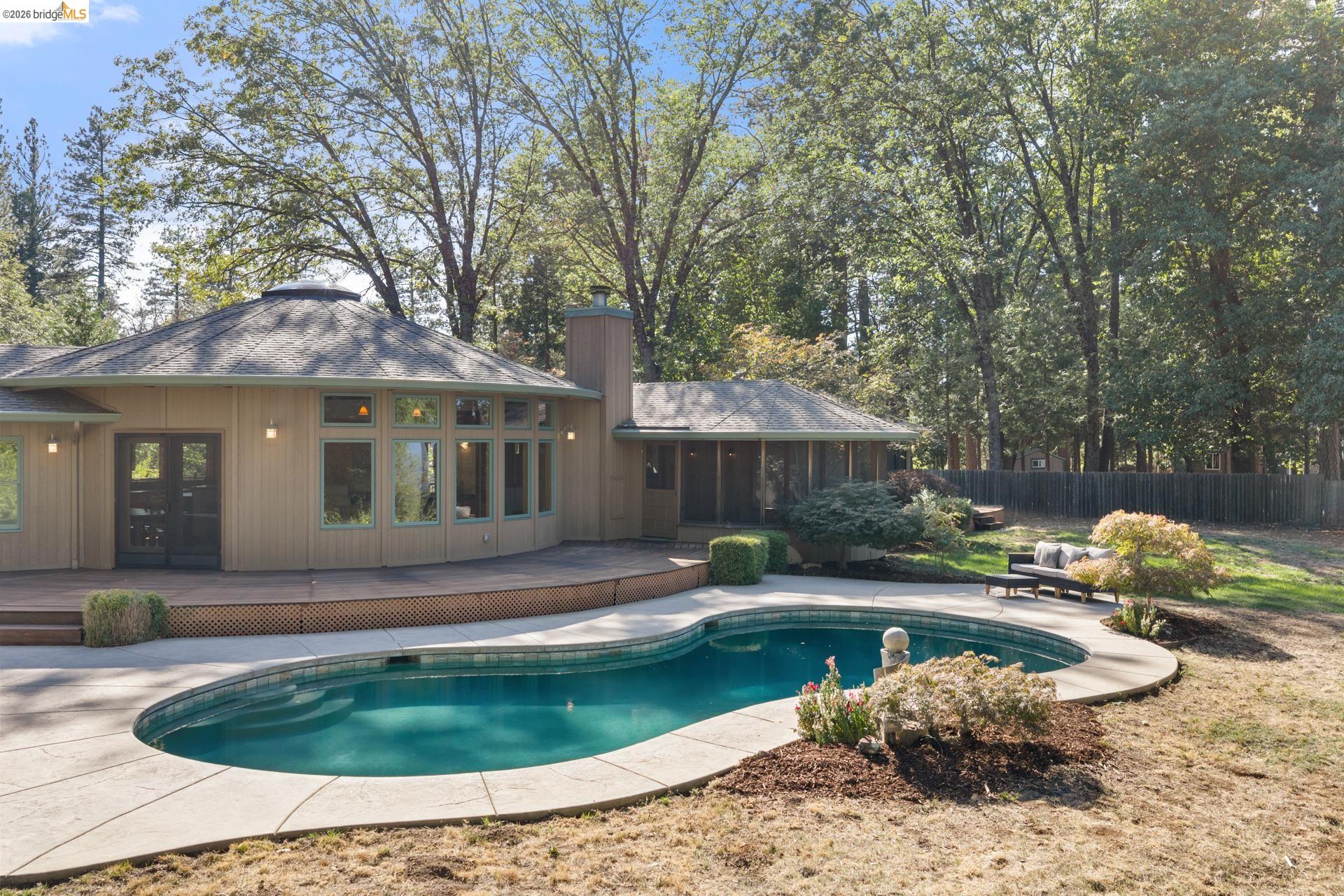 14655 Applewood Ln