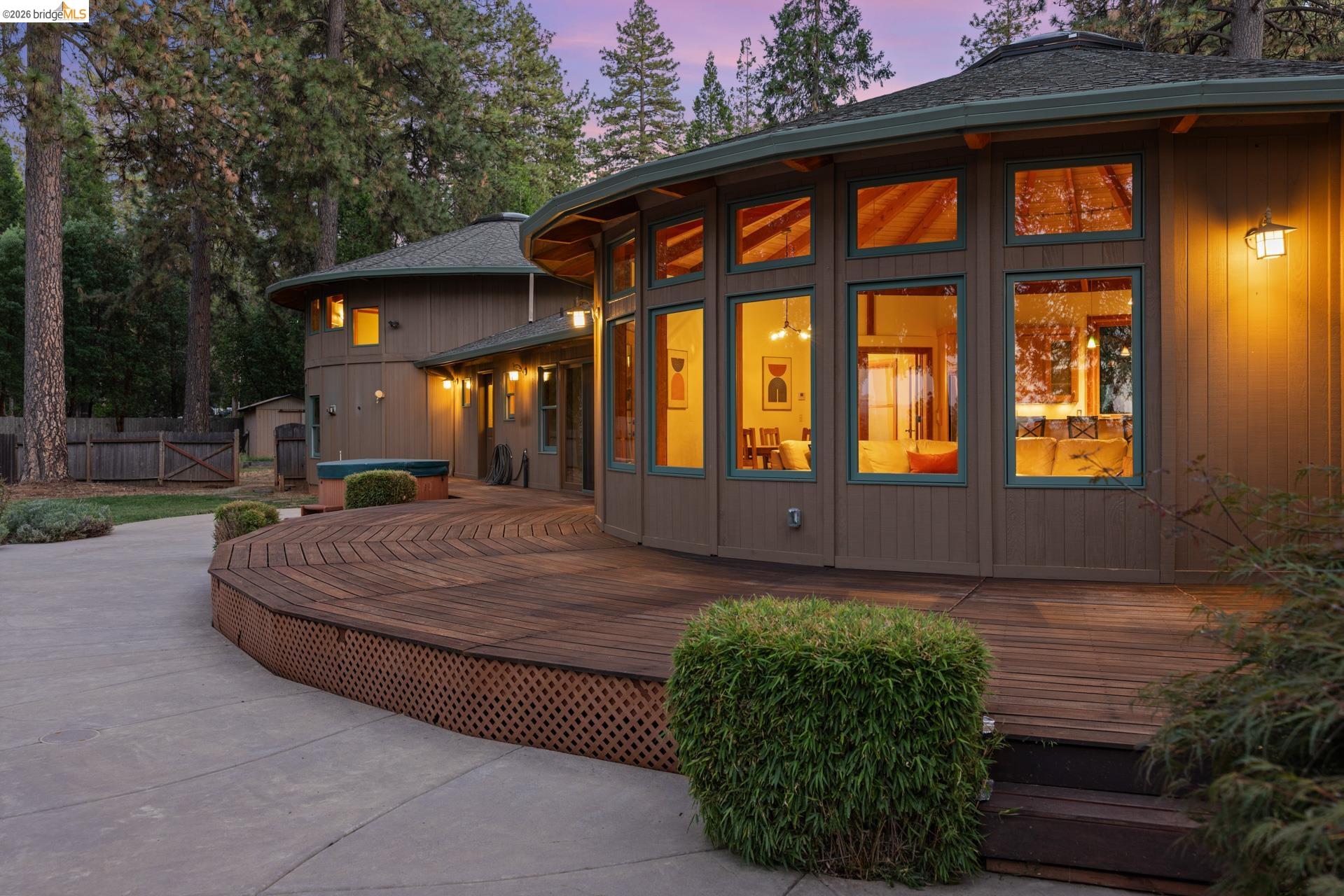 14655 Applewood Ln