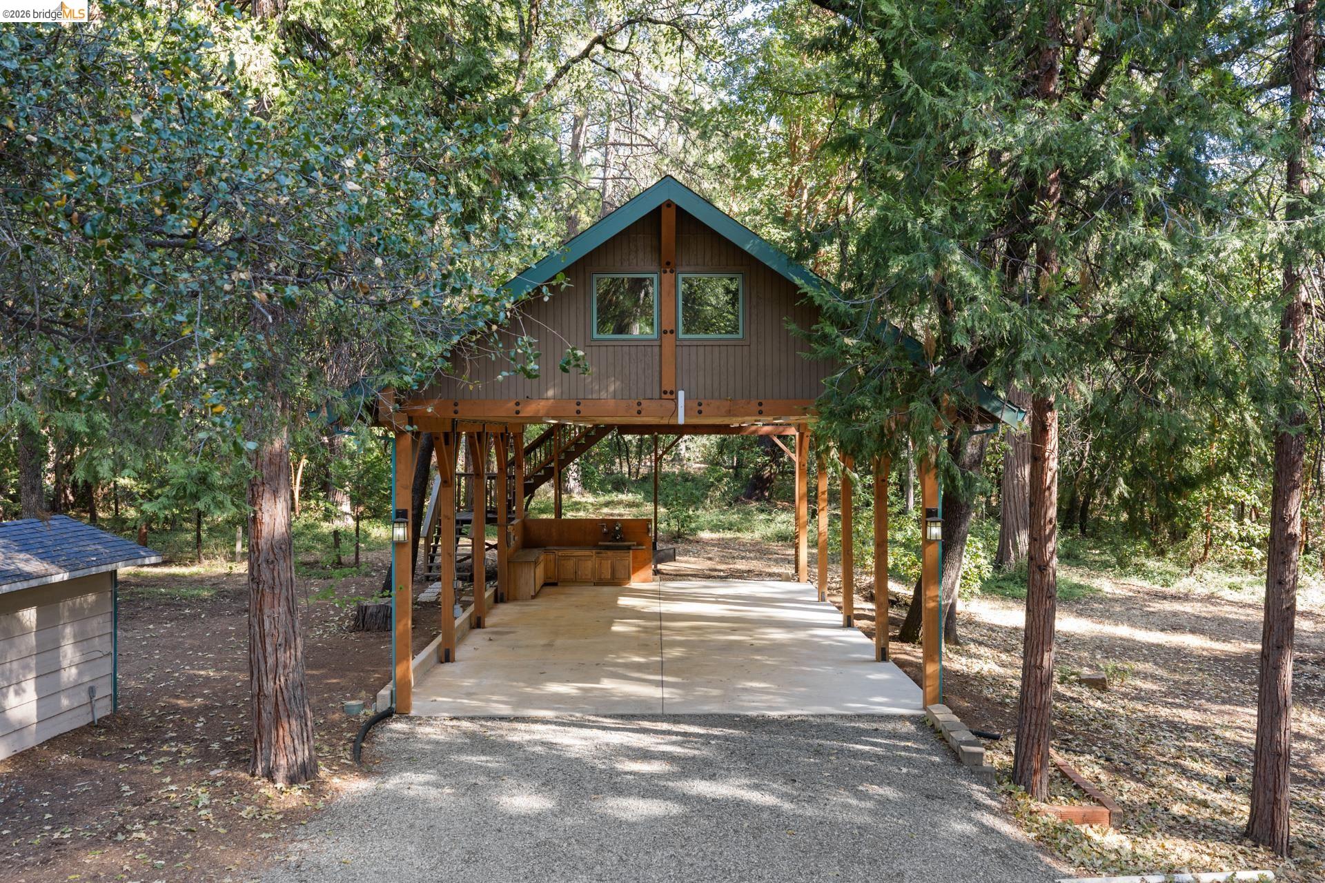 14655 Applewood Ln