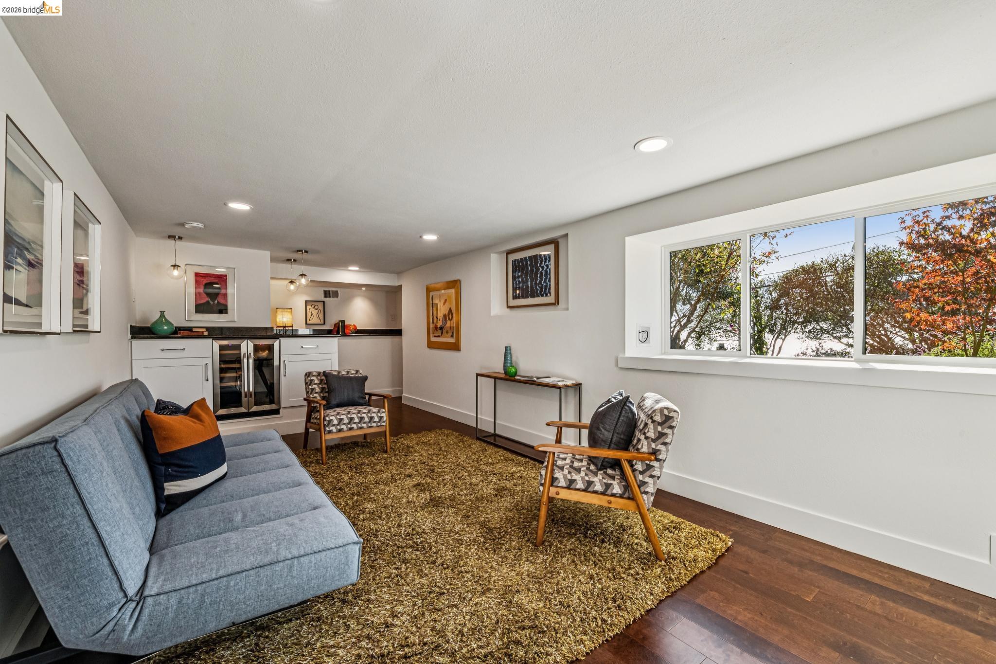 42 Cowper Ave
