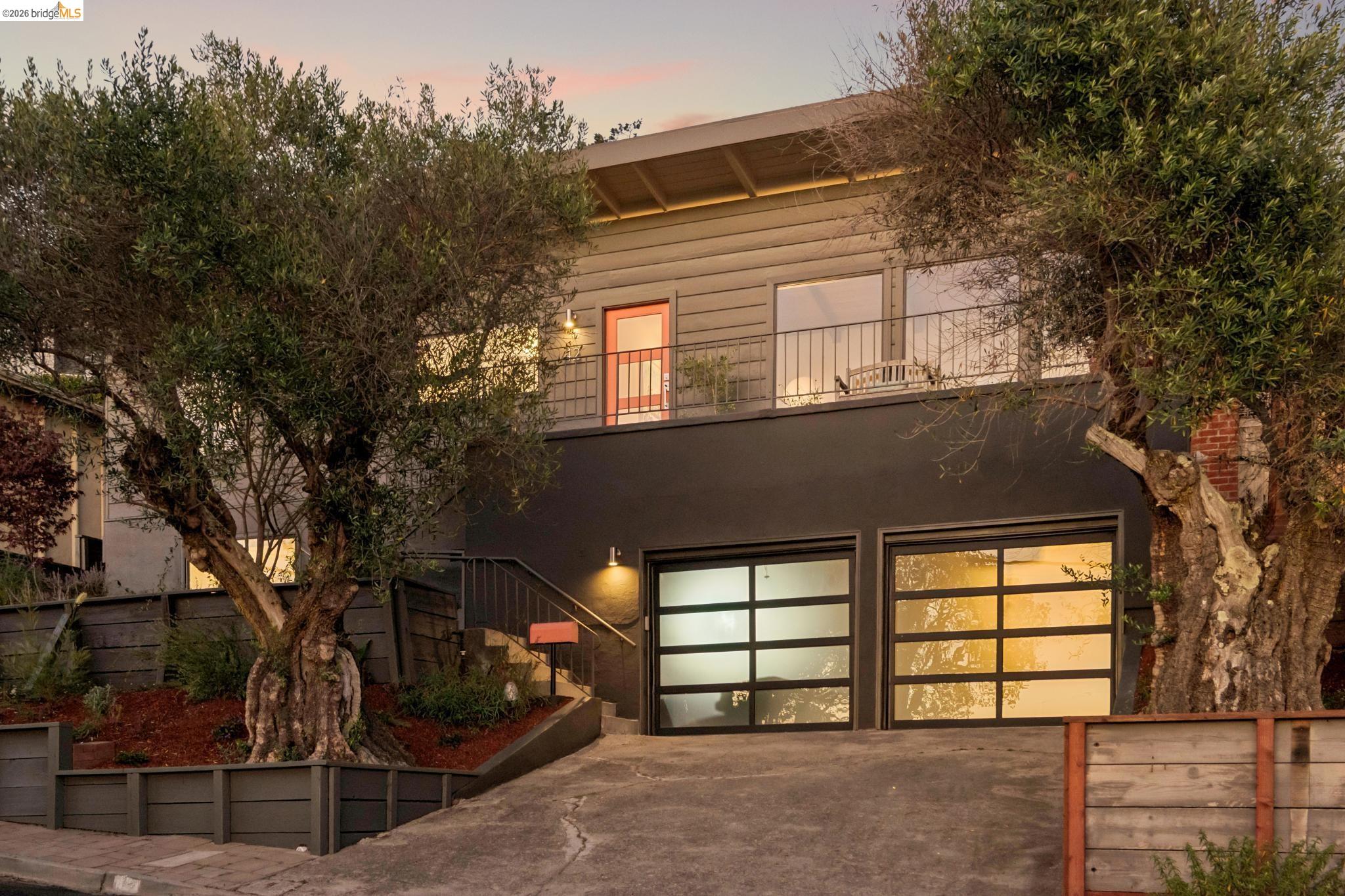 42 Cowper Ave