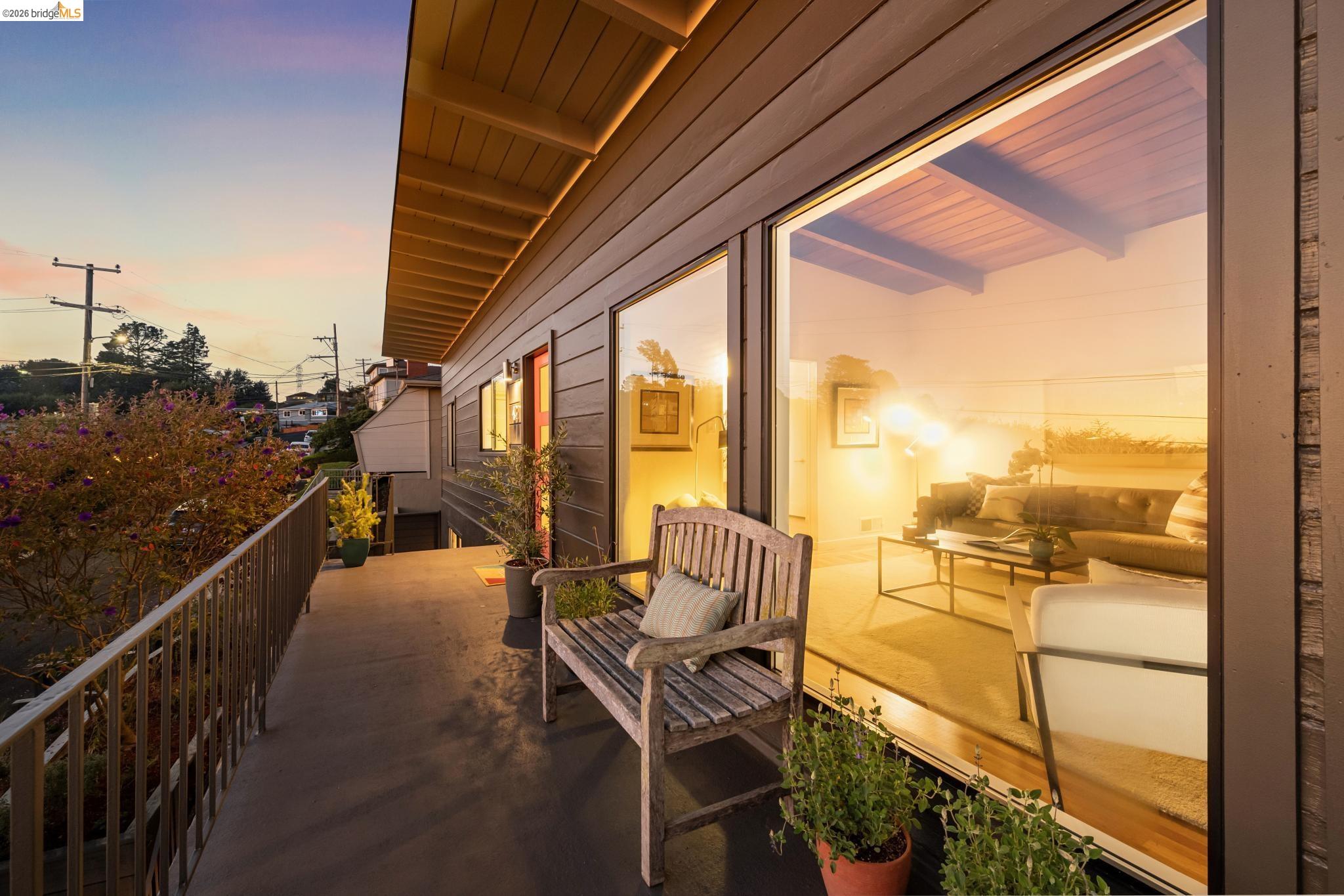 42 Cowper Ave