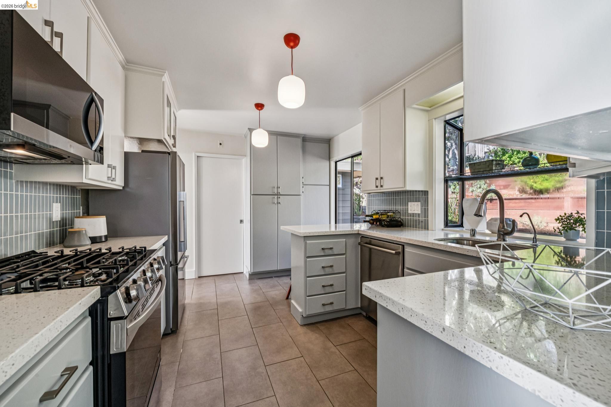 42 Cowper Ave