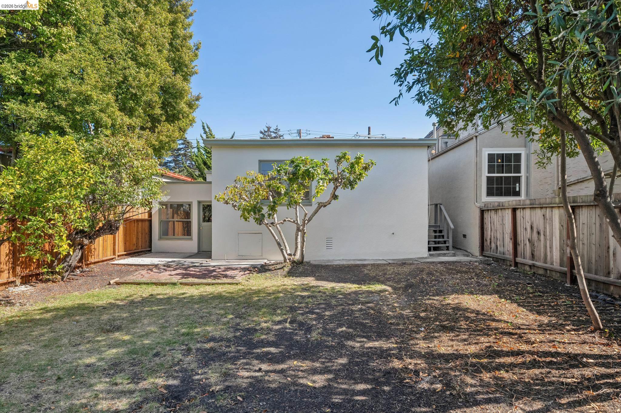 736 Key Route Blvd
