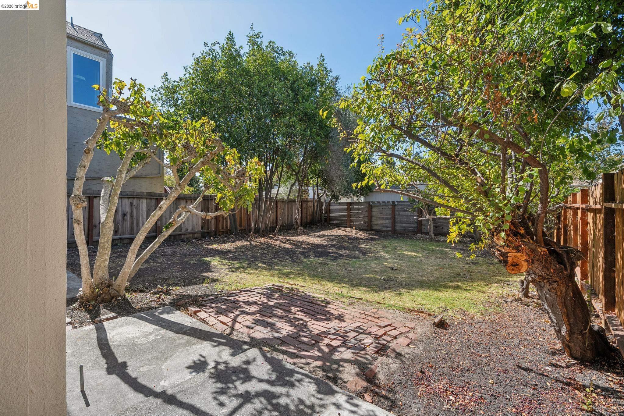 736 Key Route Blvd