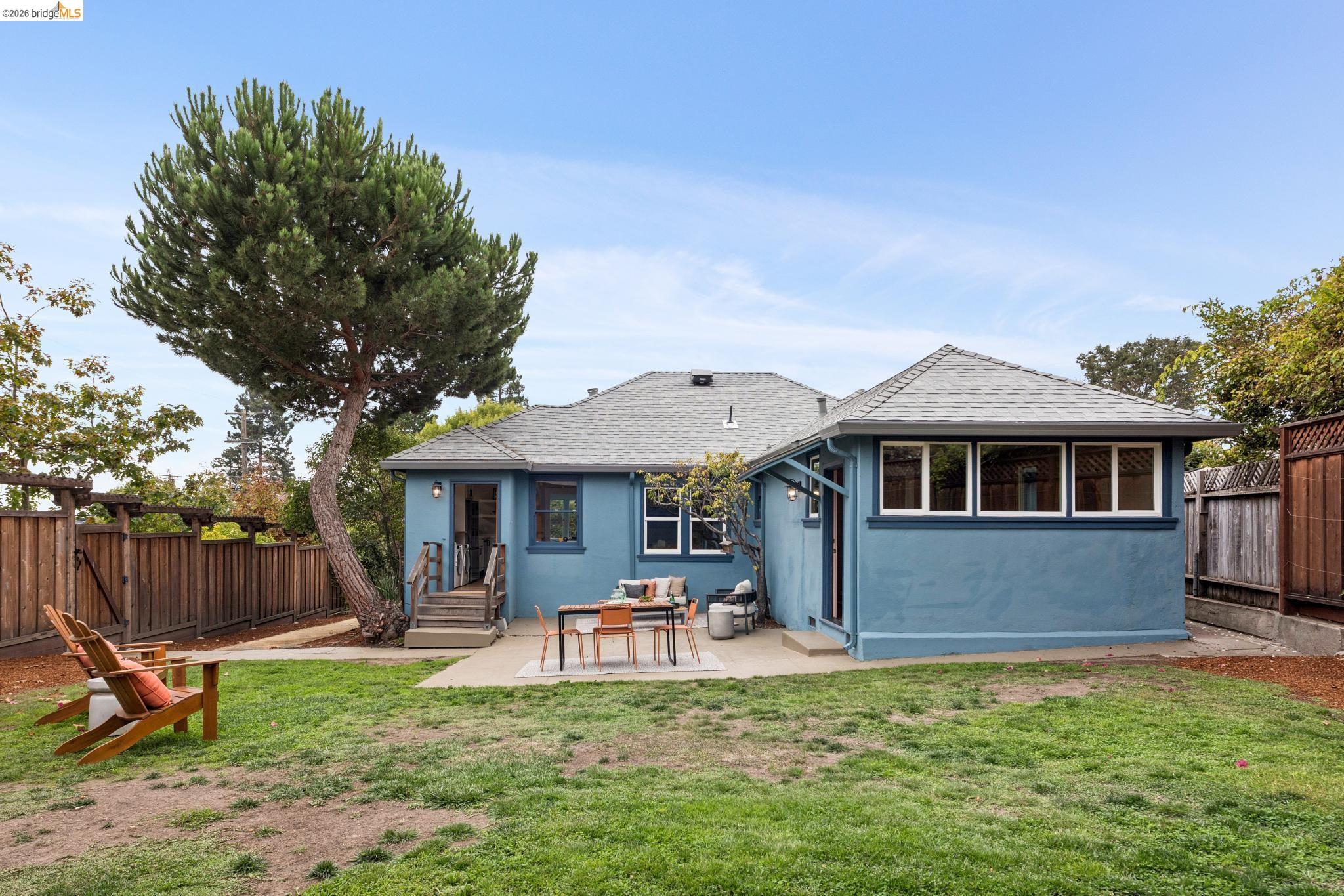 1117 The Alameda