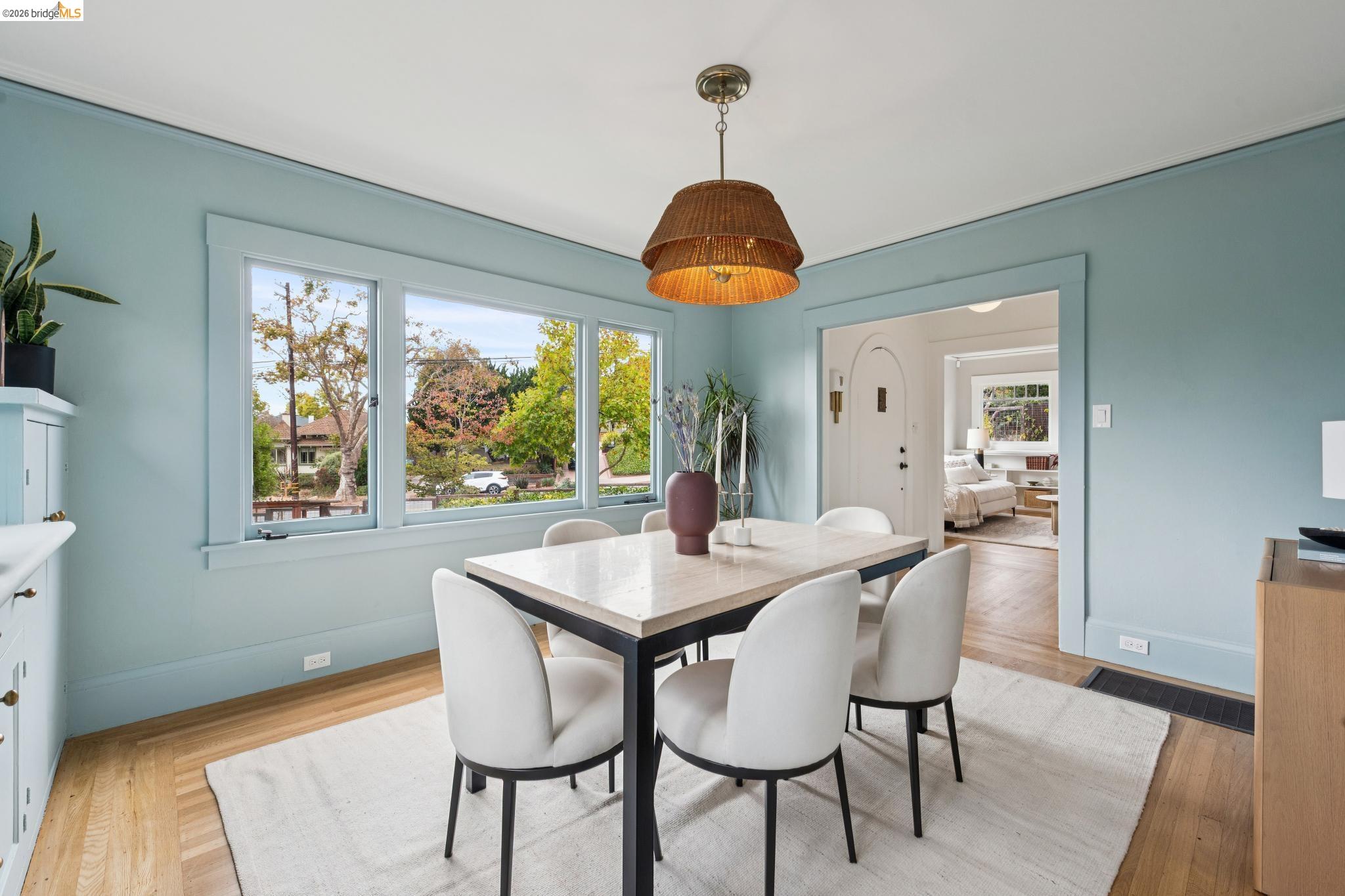 1117 The Alameda