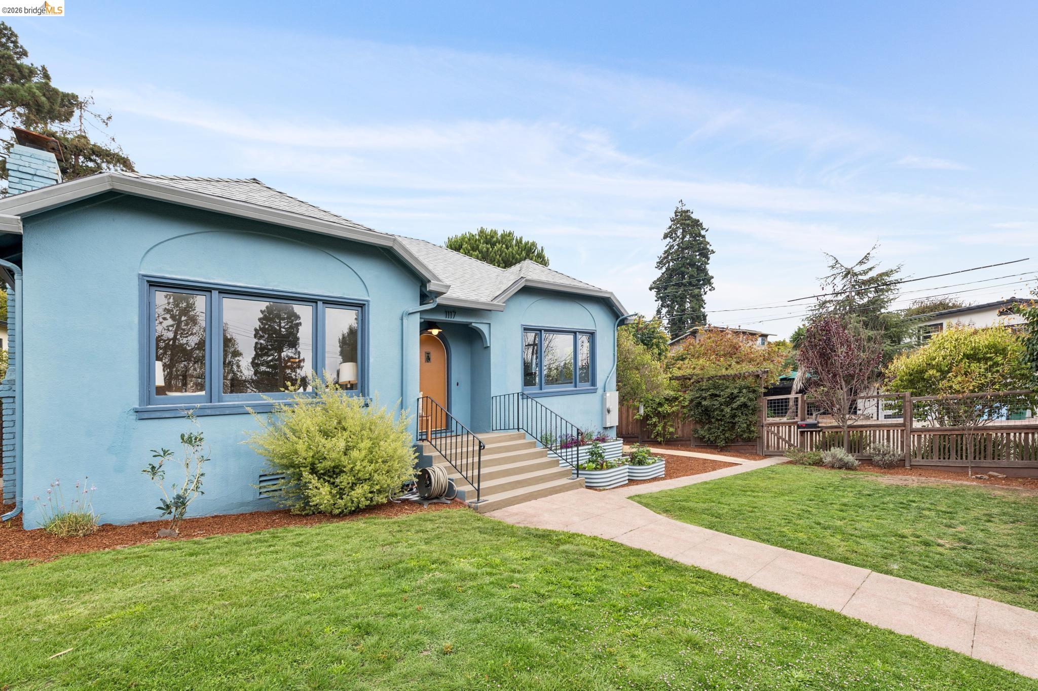 1117 The Alameda