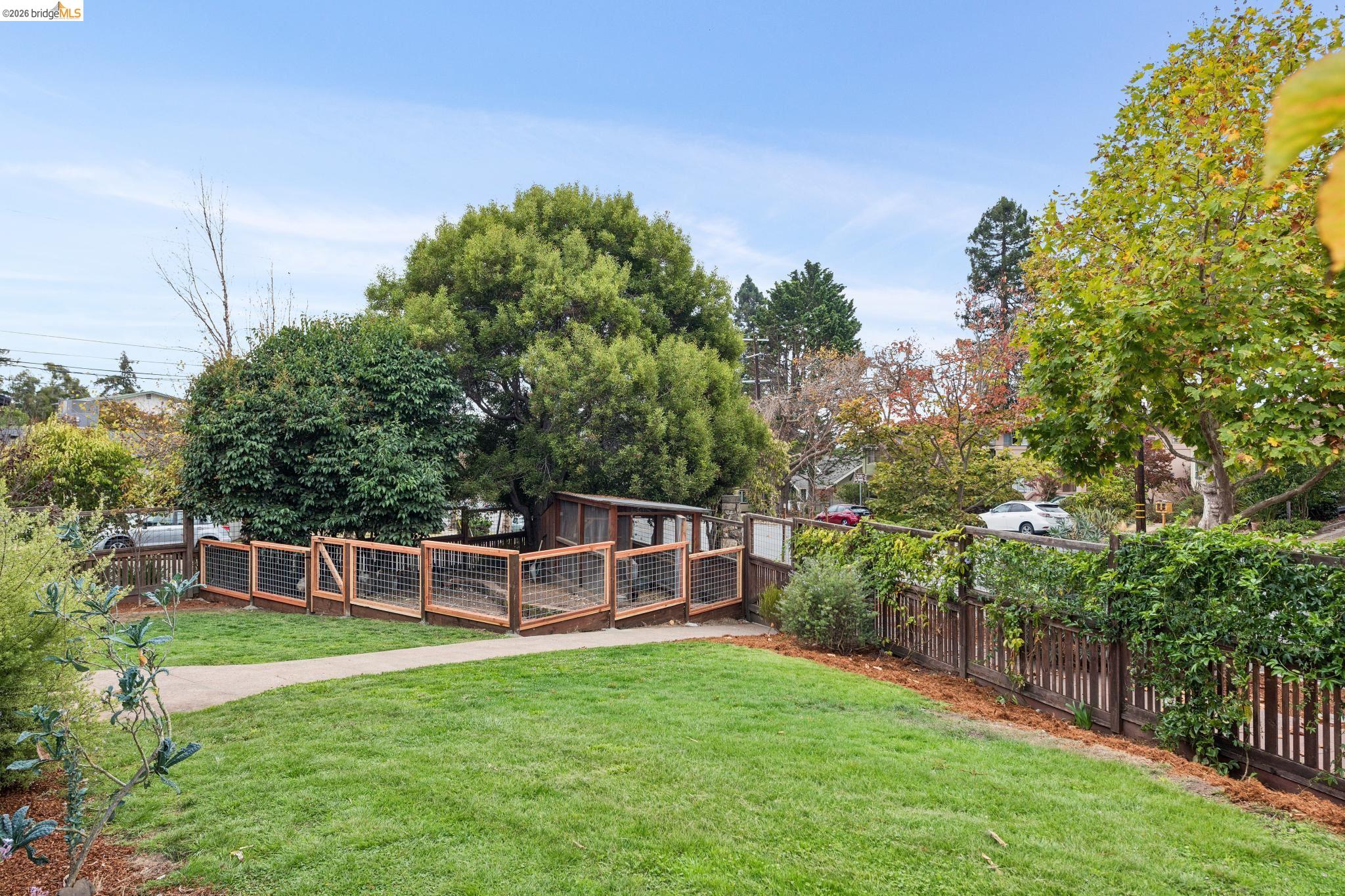 1117 The Alameda