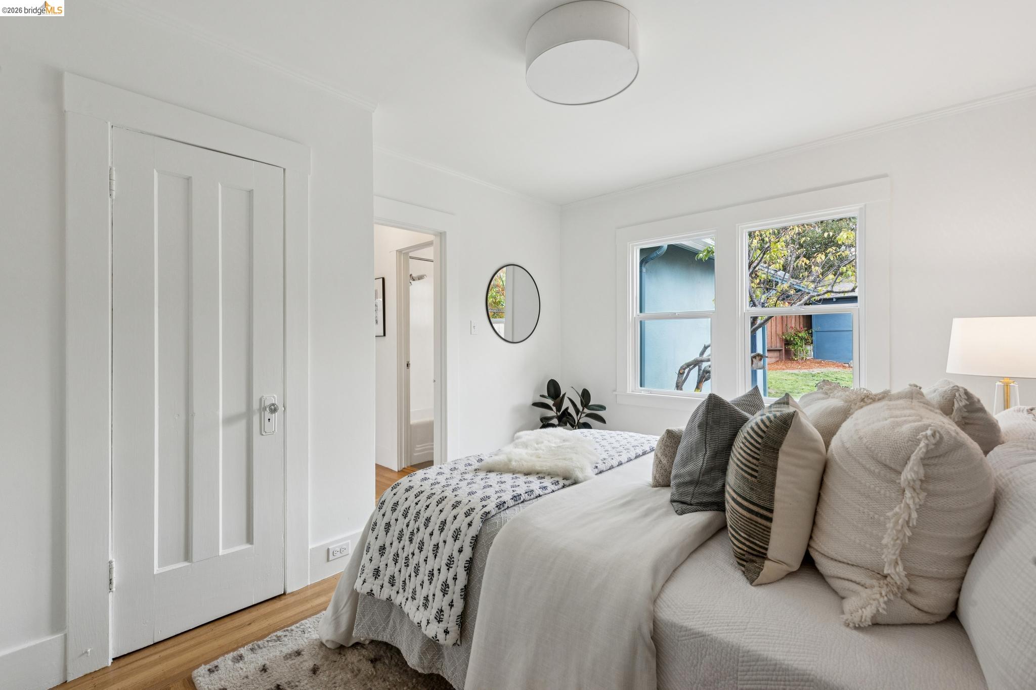 1117 The Alameda