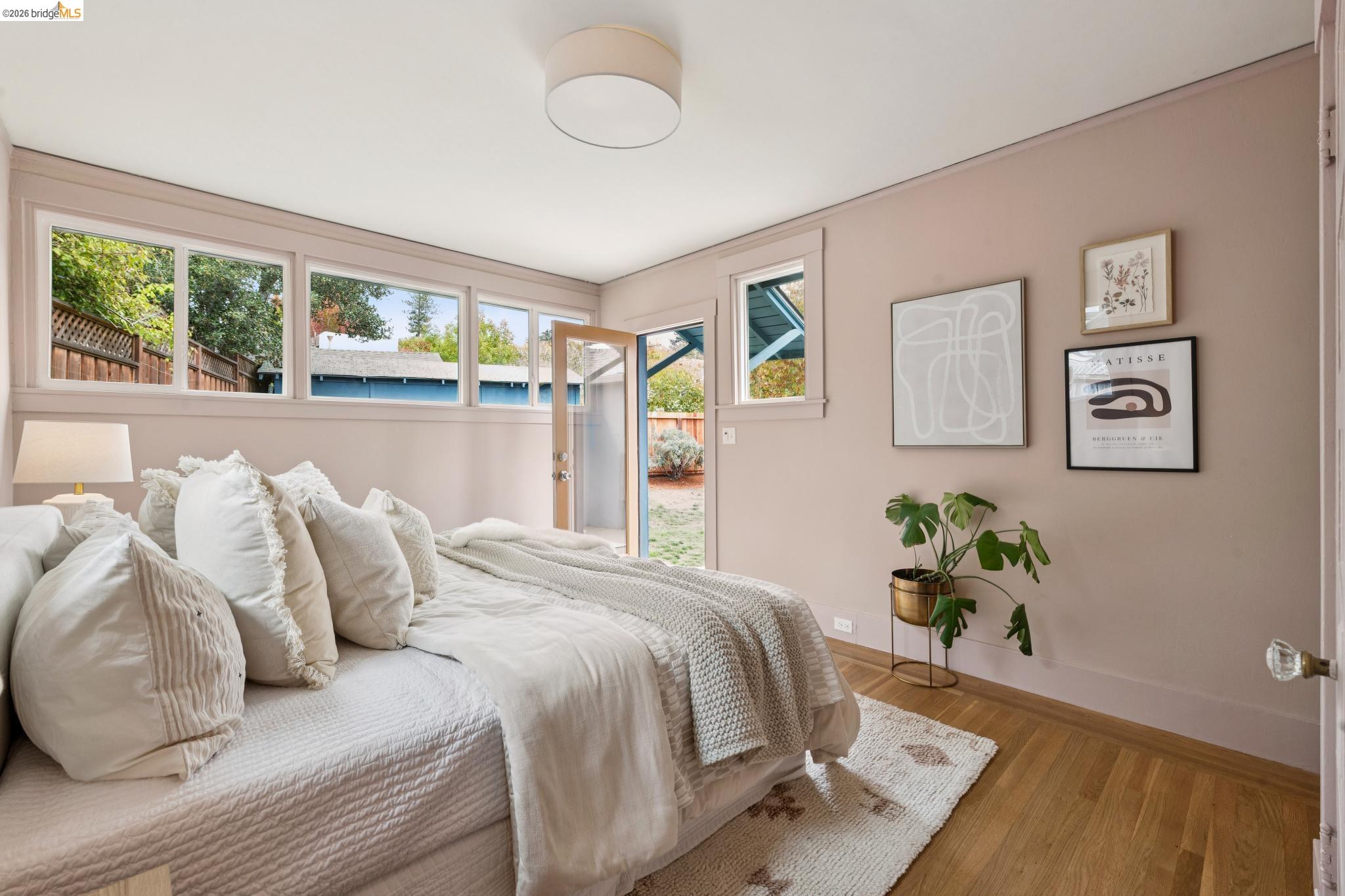 1117 The Alameda