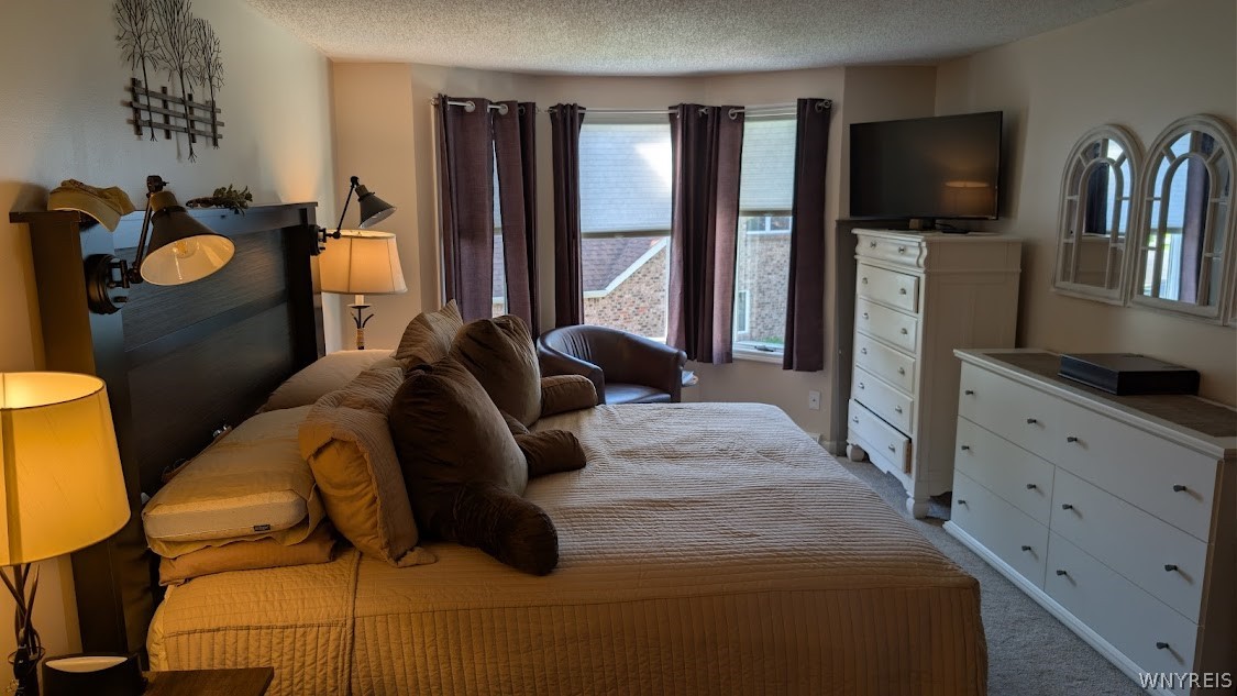 20 Niagara Shore Drive
