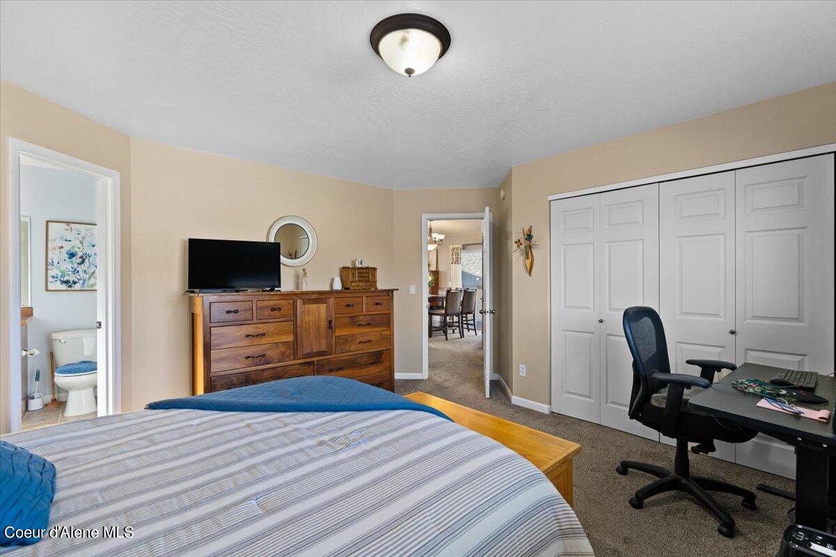 2887 W CRANBERRY AVE