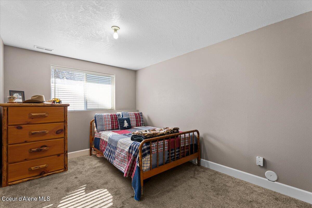 2887 W CRANBERRY AVE