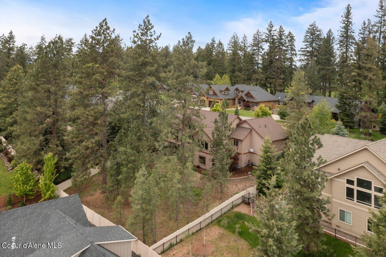 1510 E CHANTICLEER CT