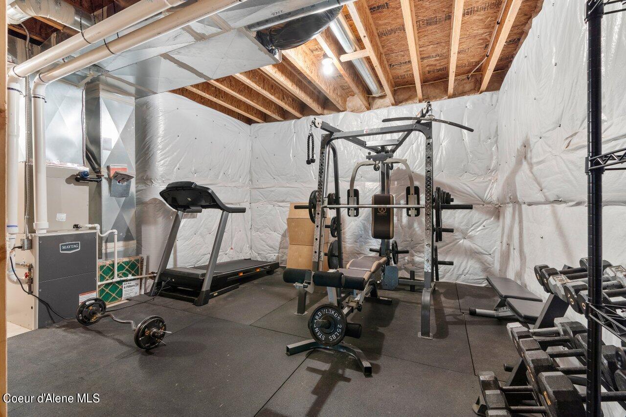 1510 E CHANTICLEER CT