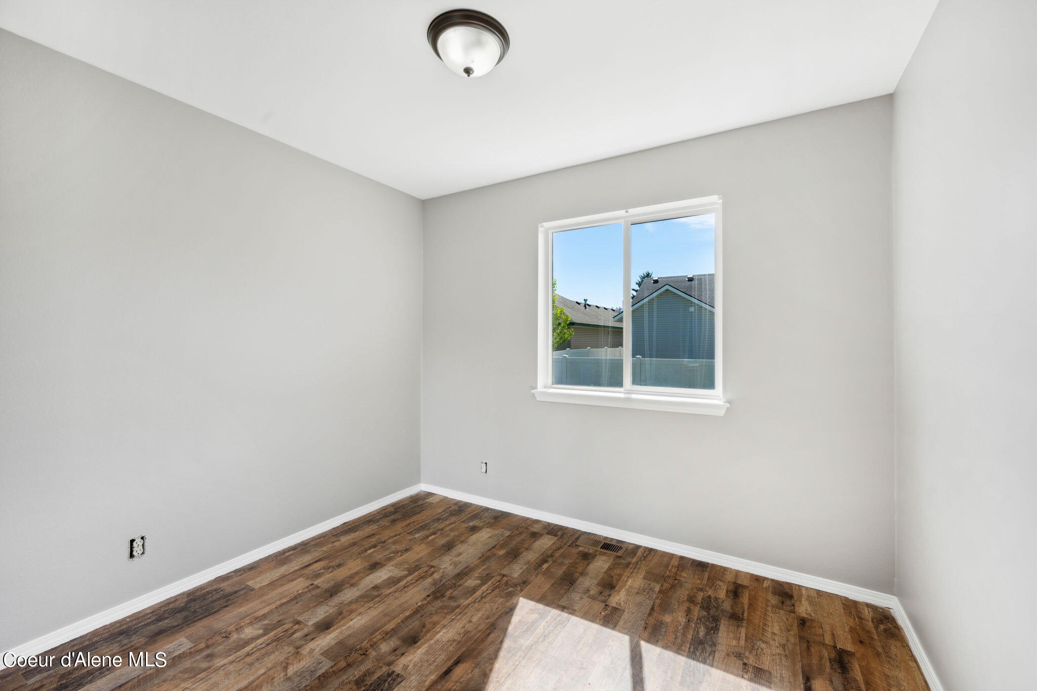 827 N Bainbridge Street