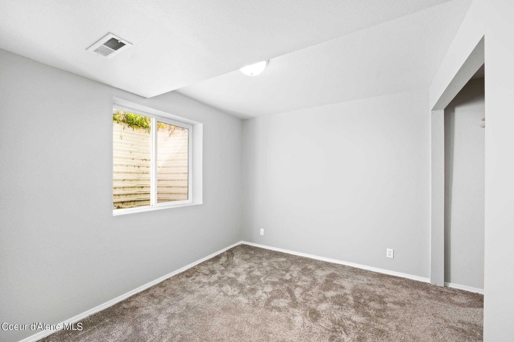 827 N Bainbridge Street