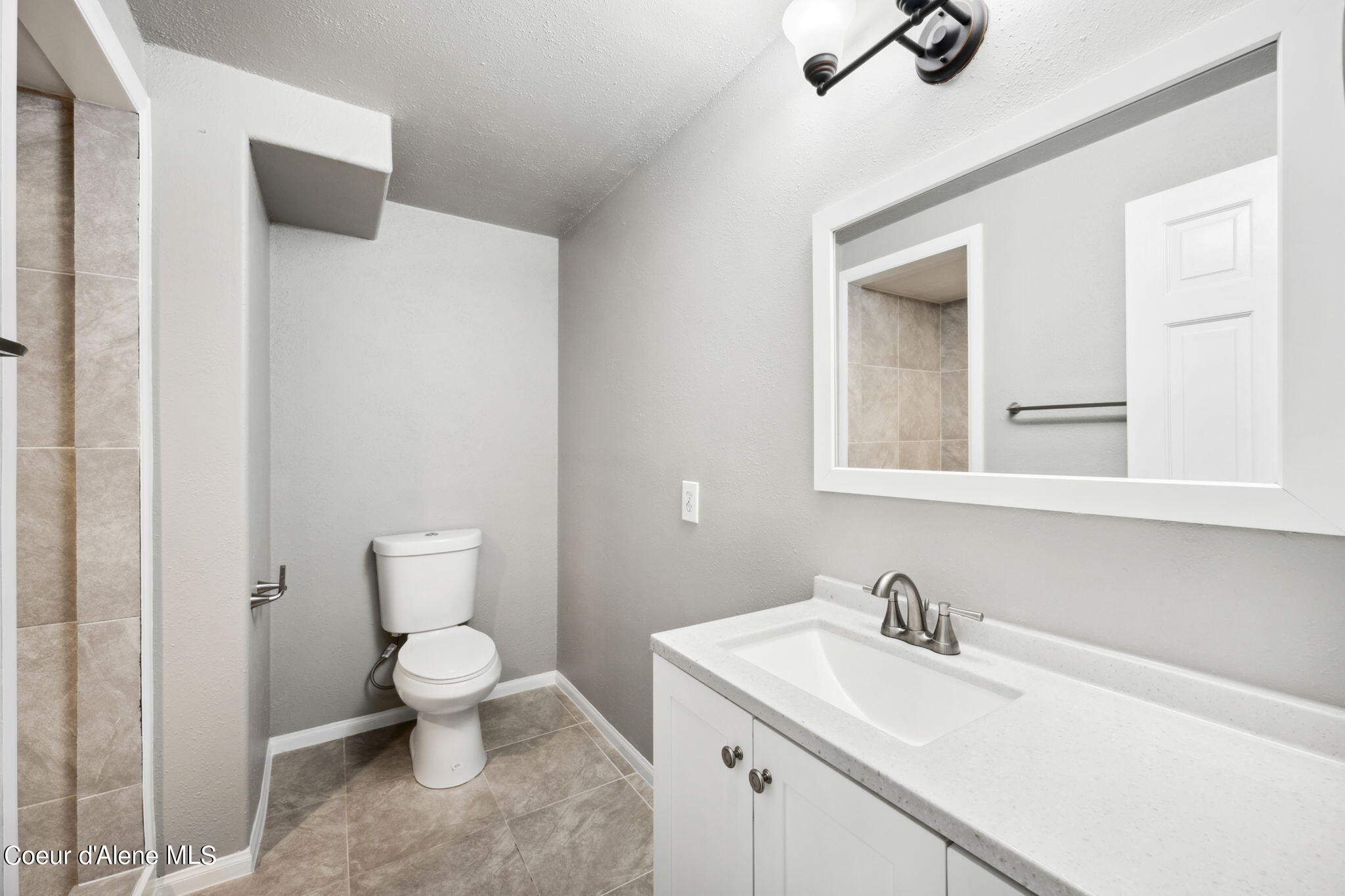 827 N Bainbridge Street