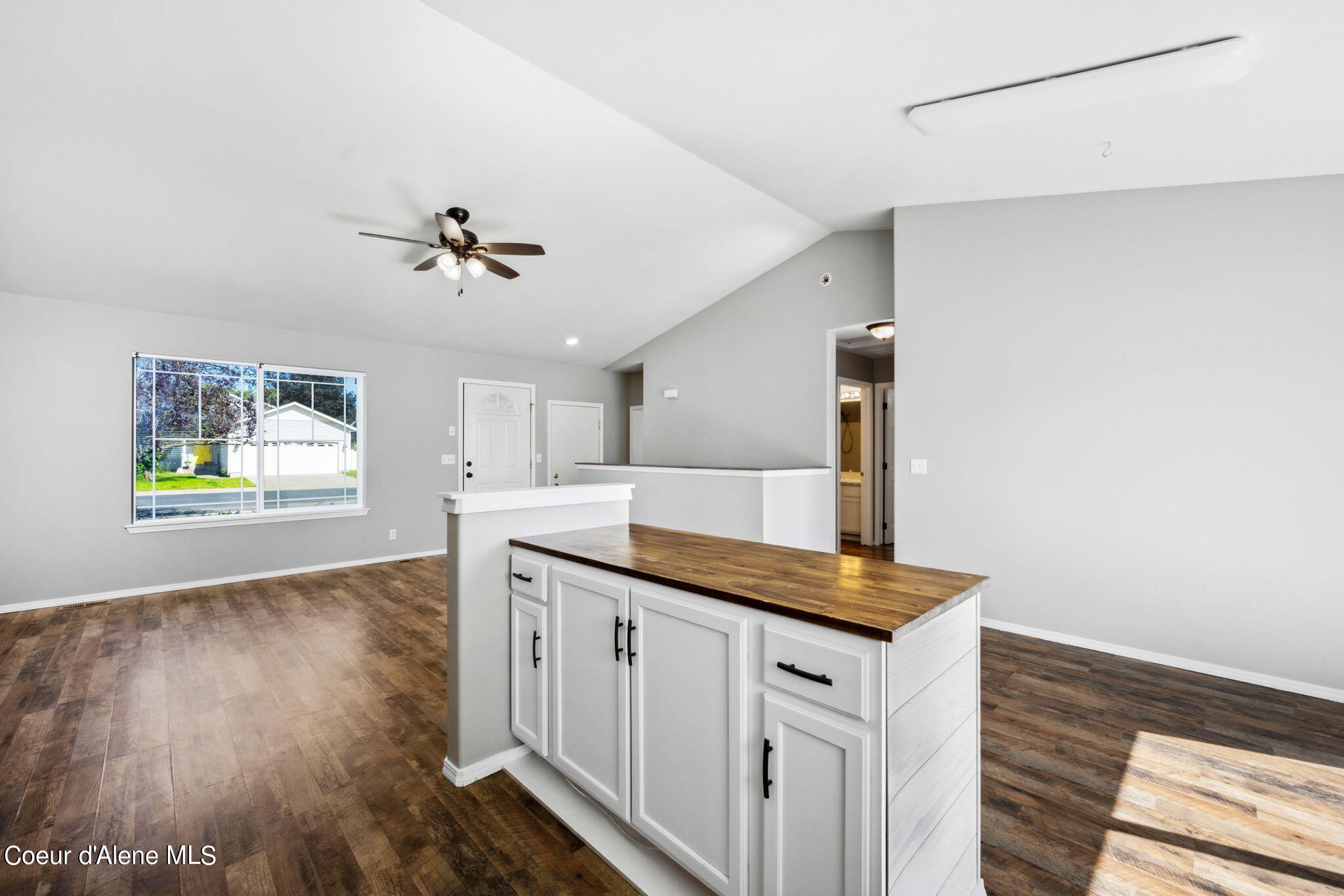 827 N Bainbridge Street