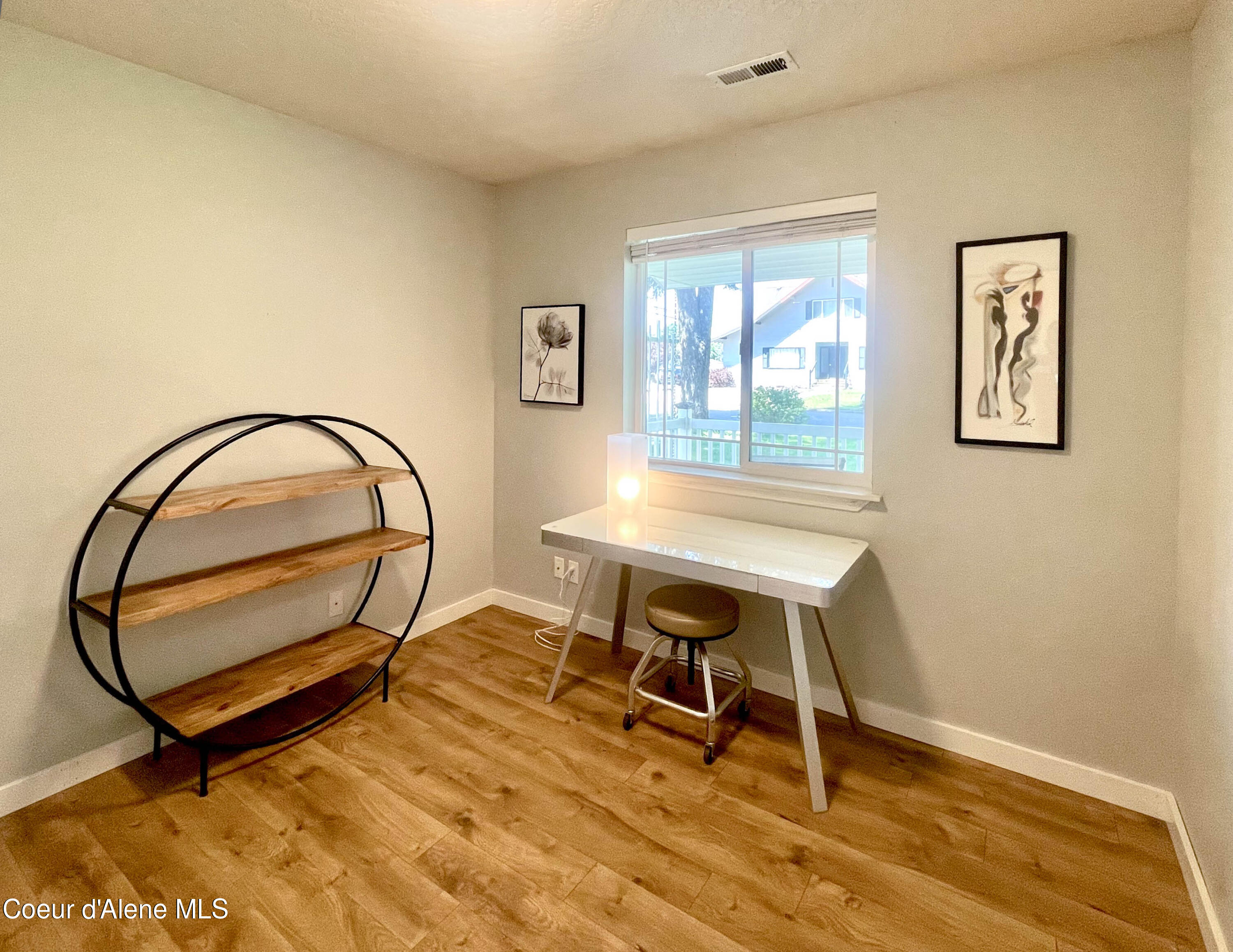 2004 E FRONT AVE, Coeur d'Alene