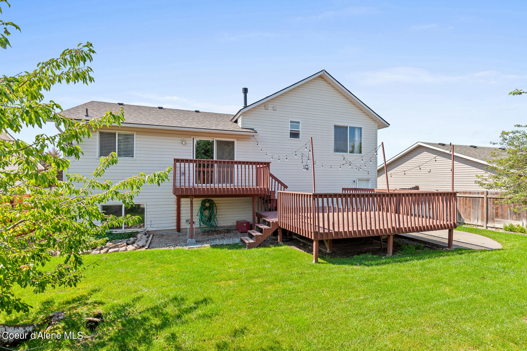 2980 N TREATY ROCK BLVD