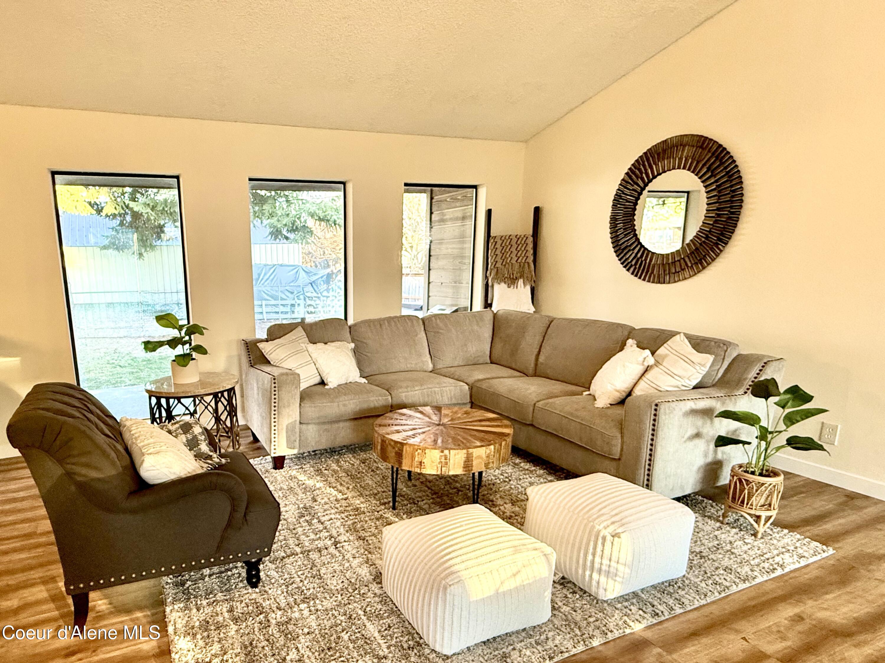 4413 N STAPLES AVE, Coeur d'Alene