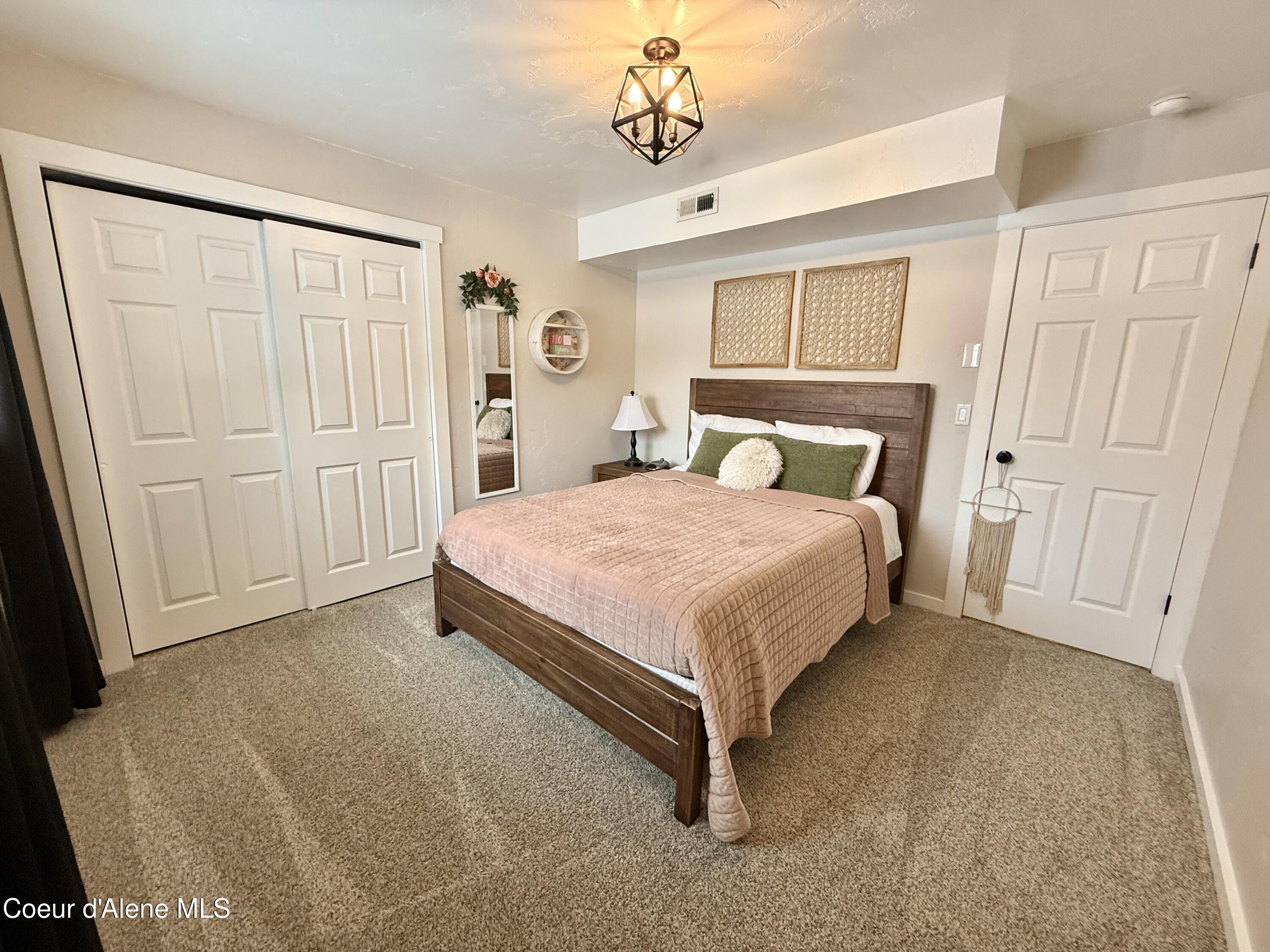 2204 W ST EMILION DR