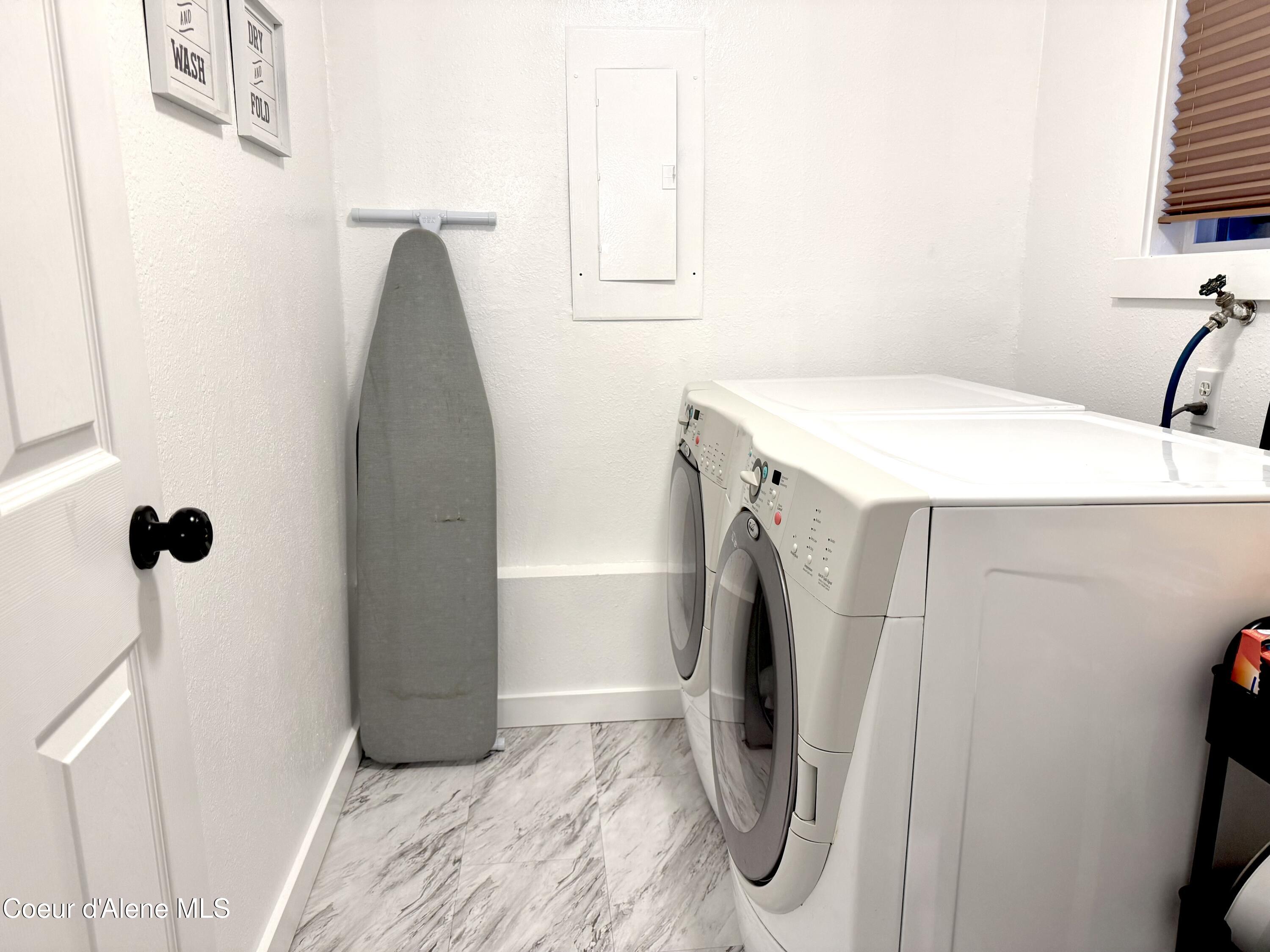 2204 W ST EMILION DR