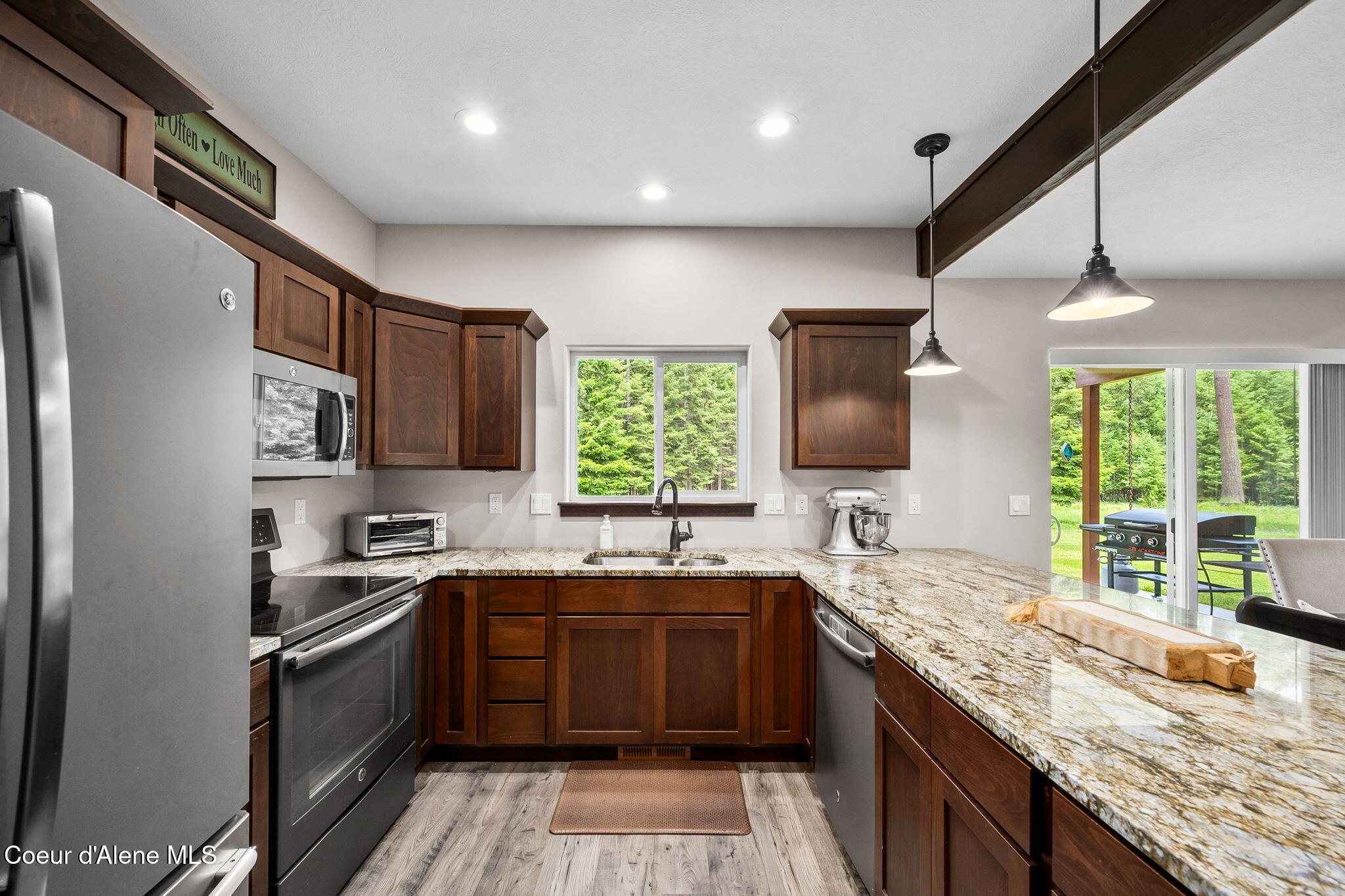 11683 E WHITETAIL DR