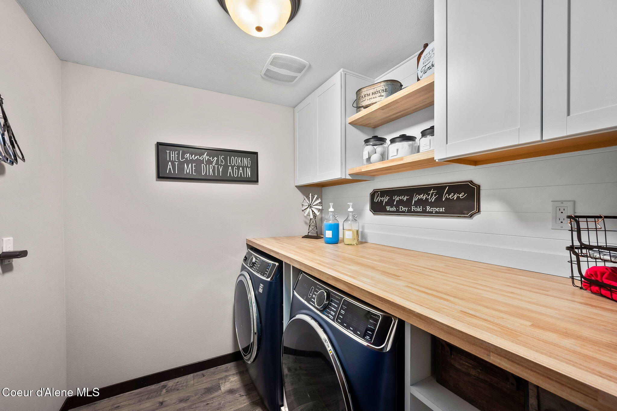 11683 E WHITETAIL DR