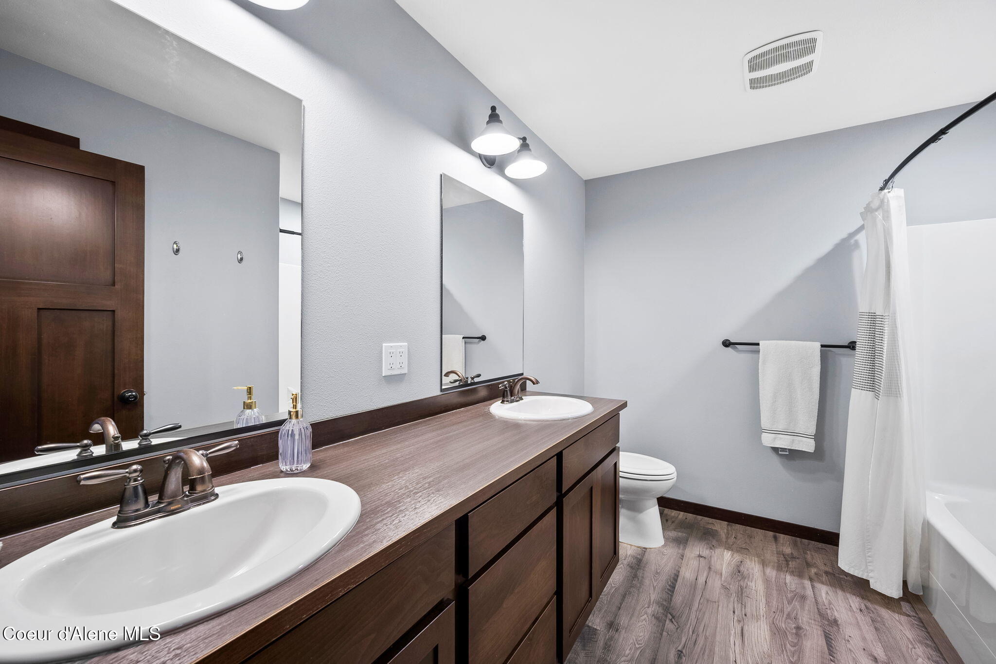 11683 E WHITETAIL DR