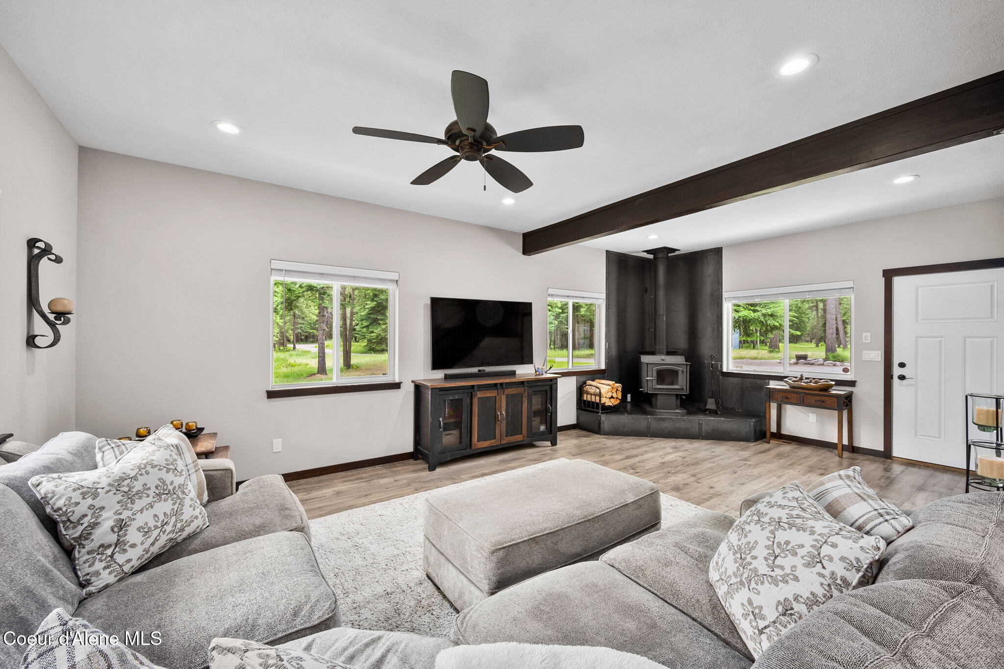 11683 E WHITETAIL DR