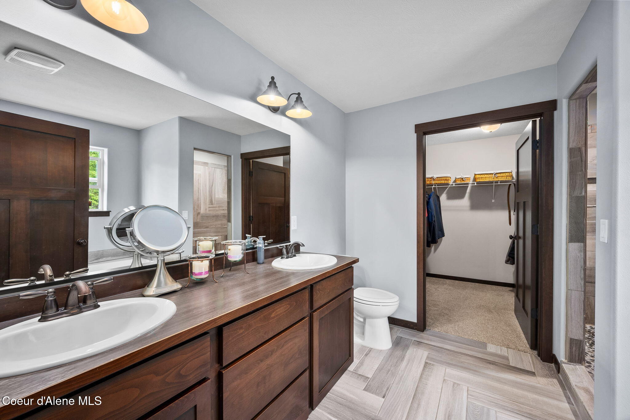 11683 E WHITETAIL DR