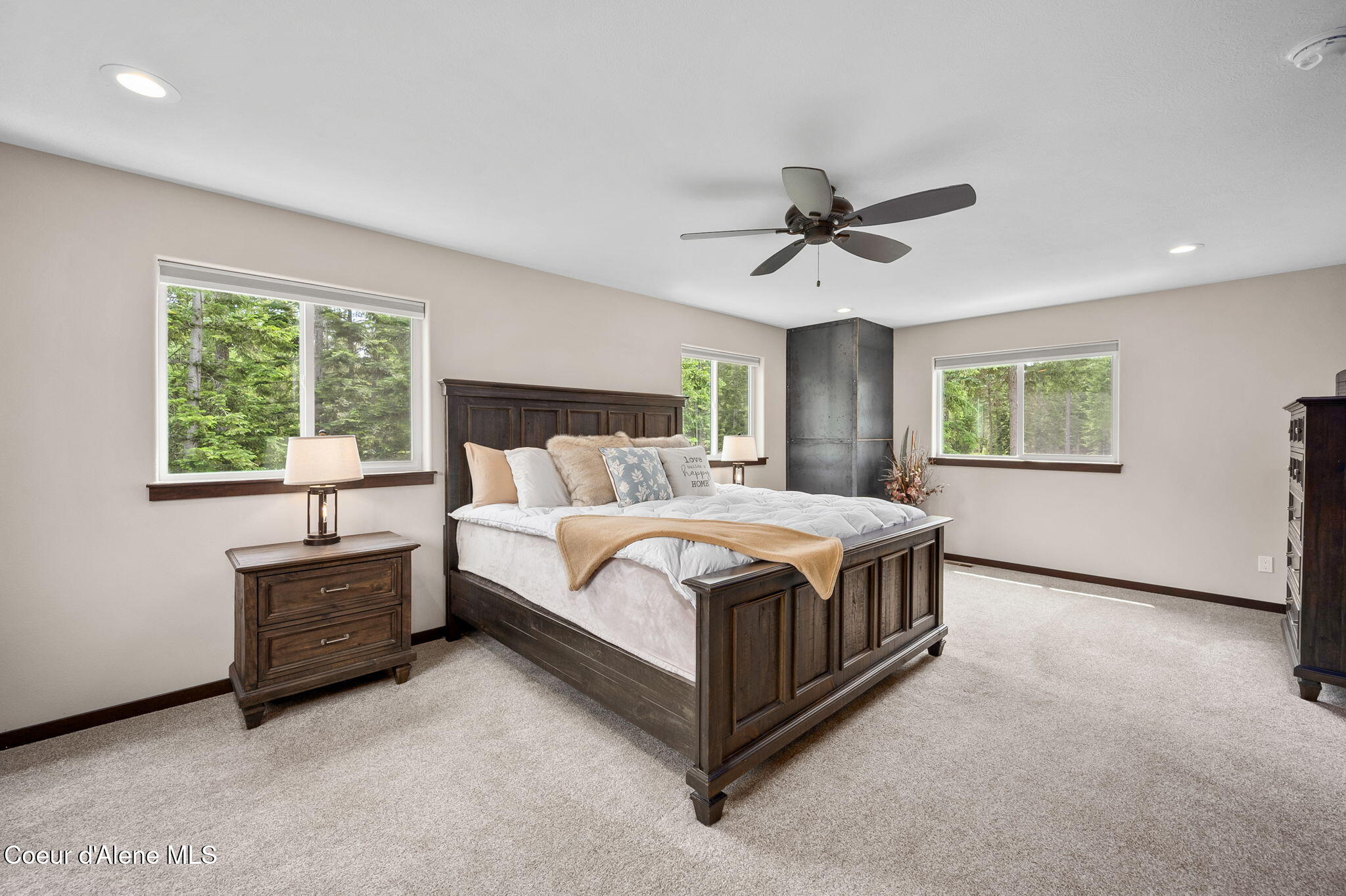 11683 E WHITETAIL DR