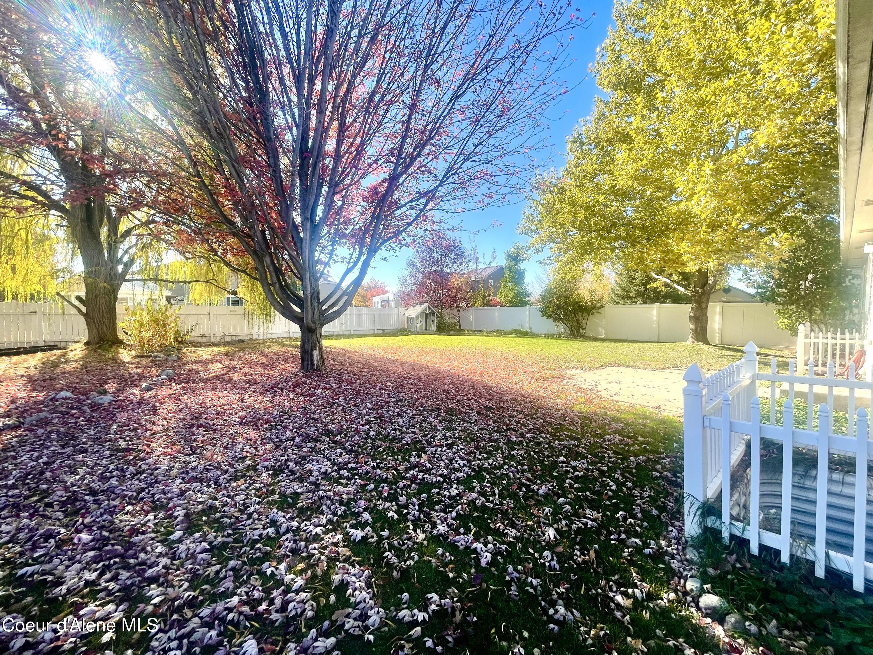 1190 W Palouse DR