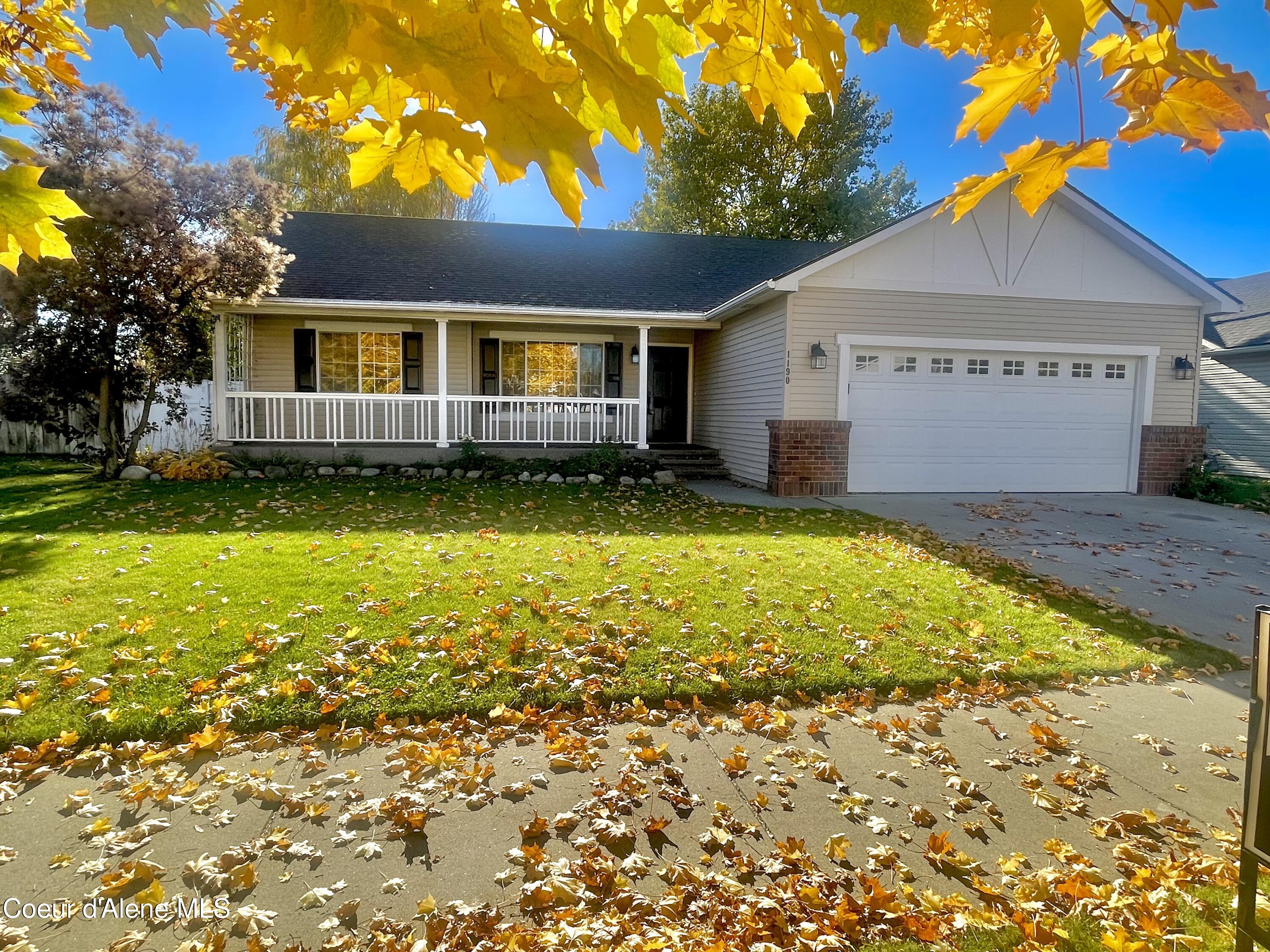 1190 W Palouse DR